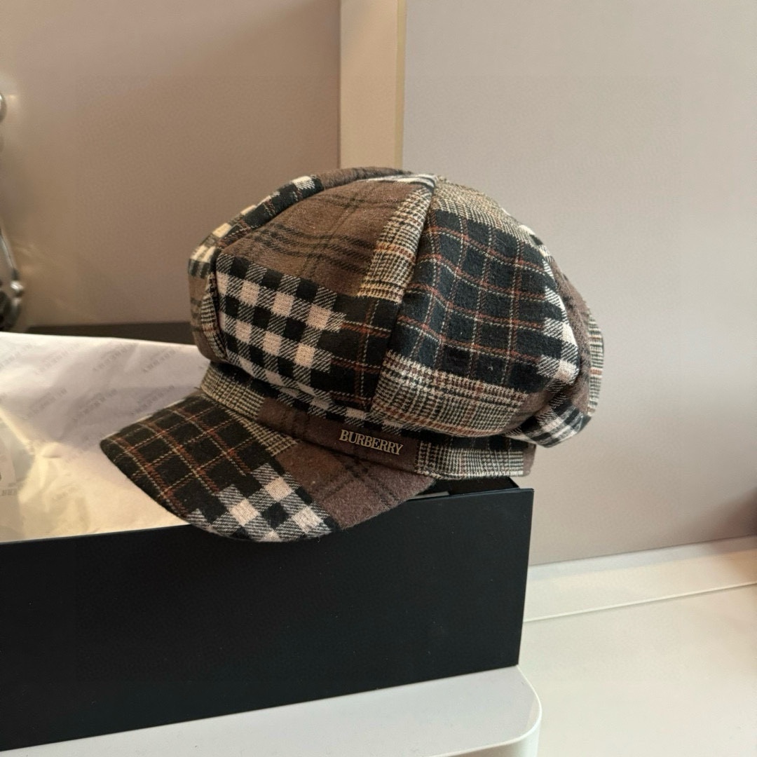 PBurberry巴宝莉秋新款画家帽经典格子帽头围57cm