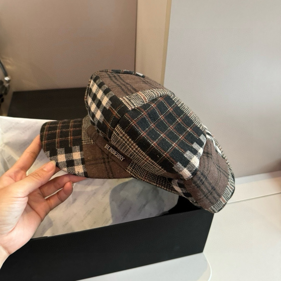 PBurberry巴宝莉秋新款画家帽经典格子帽头围57cm