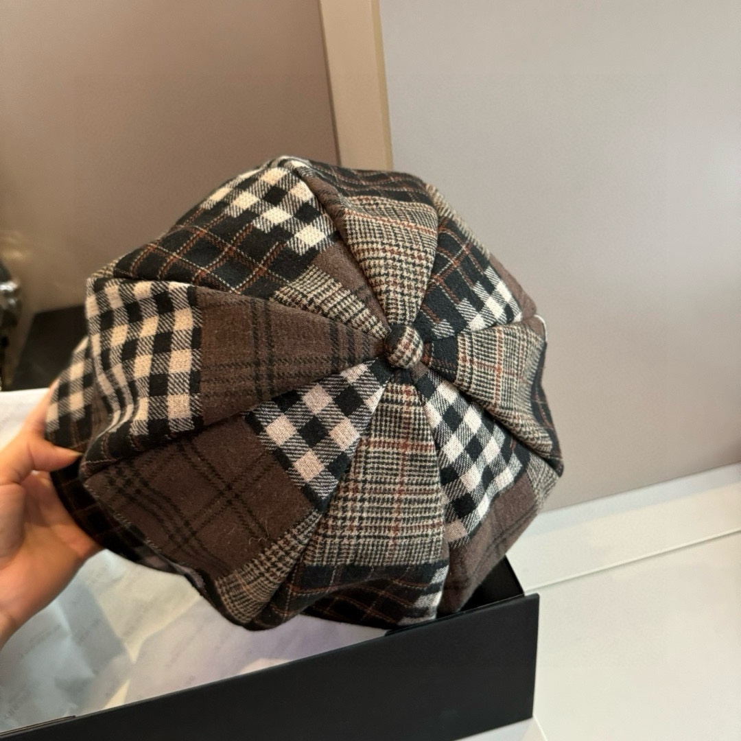 PBurberry巴宝莉秋新款画家帽经典格子帽头围57cm