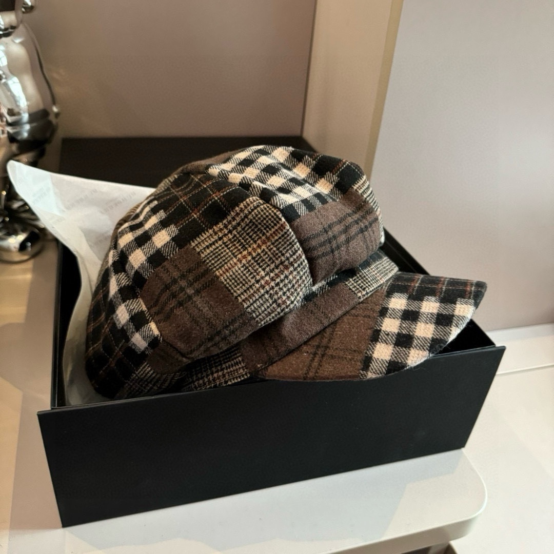 PBurberry巴宝莉秋新款画家帽经典格子帽头围57cm