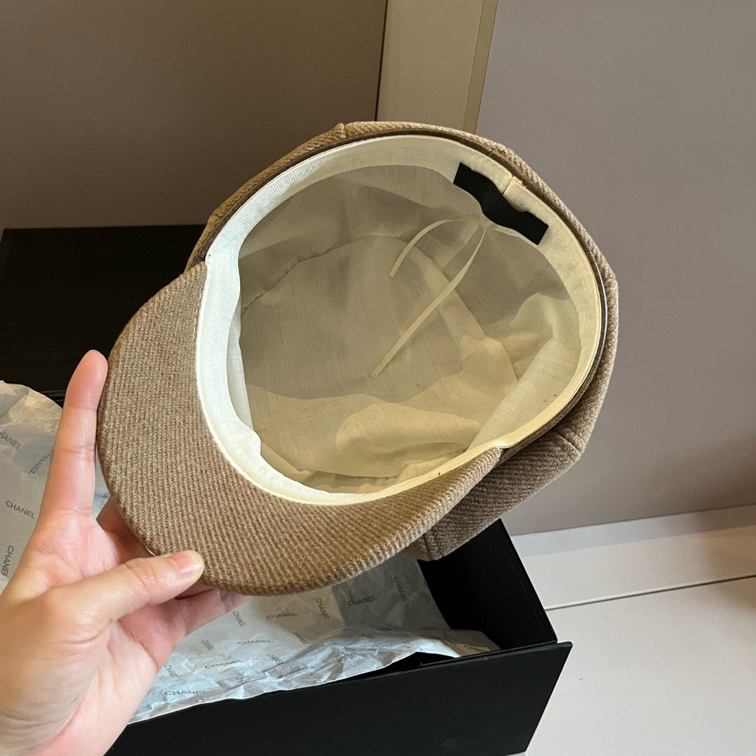 PPrada普拉达羊毛画家帽鸭舌军帽头围57cm