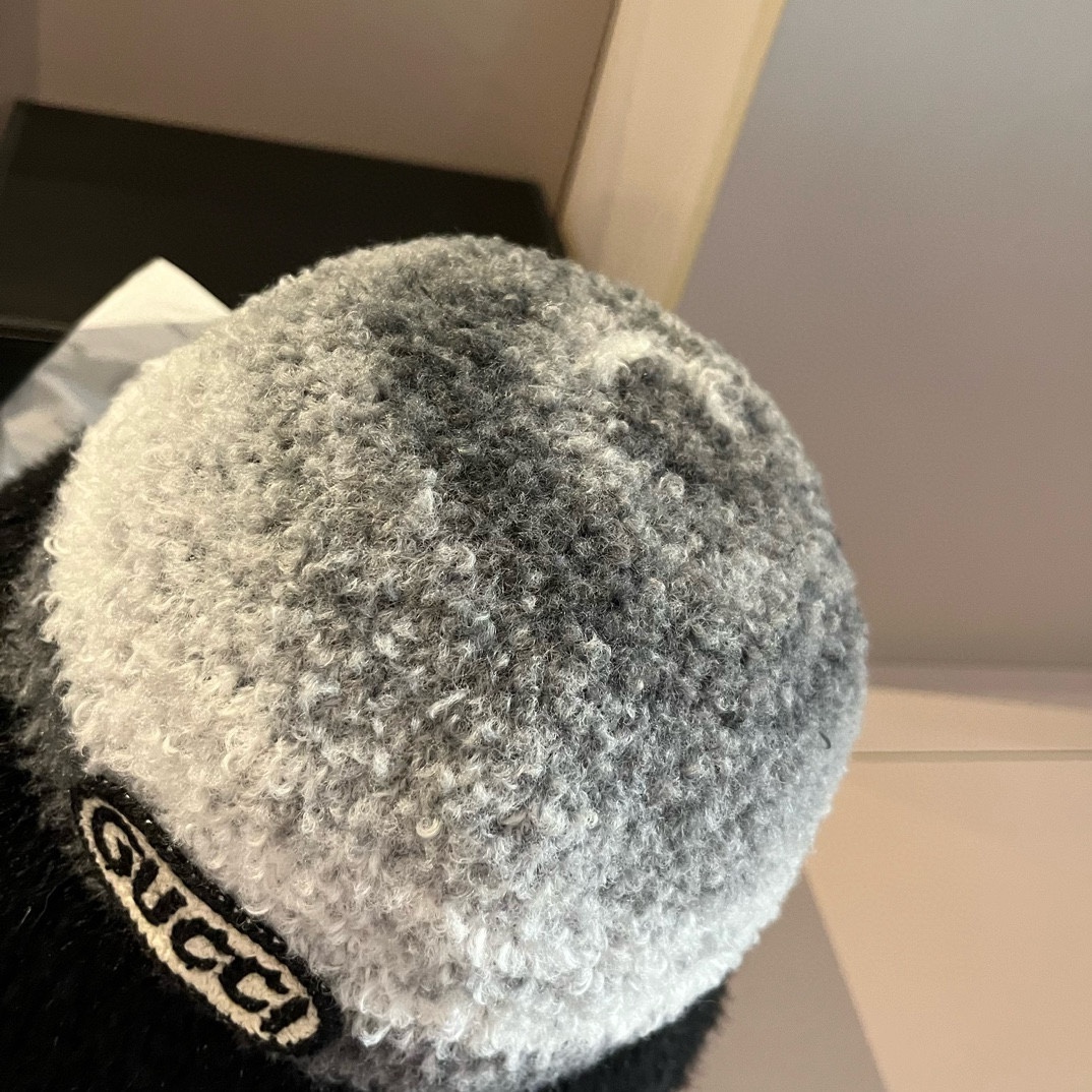PGucci古奇新款羊羔绒渔夫帽渐变色头围57cm