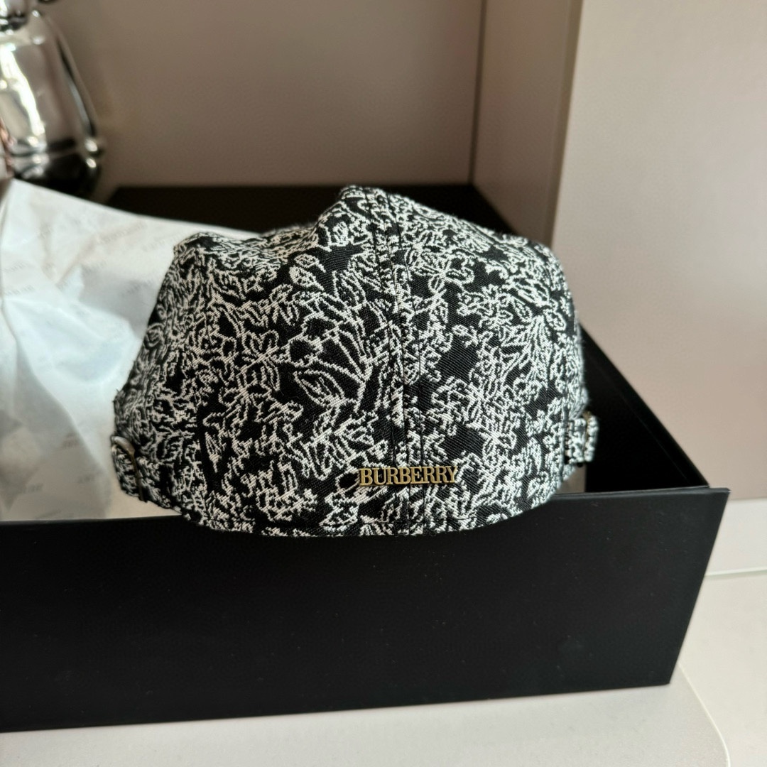 PBurberry巴宝莉秋冬新款鸭舌前进帽画家帽头围57cm复古风