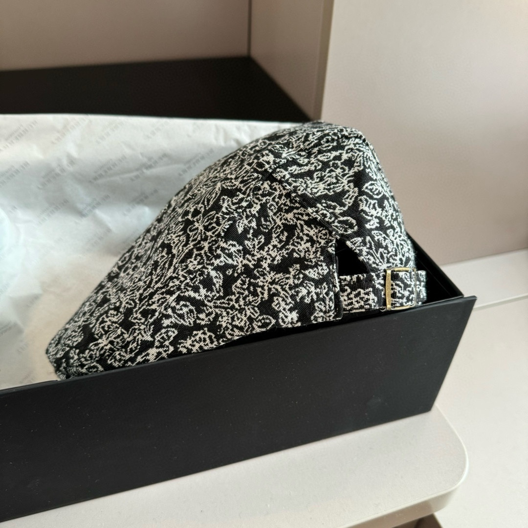 PBurberry巴宝莉秋冬新款鸭舌前进帽画家帽头围57cm复古风