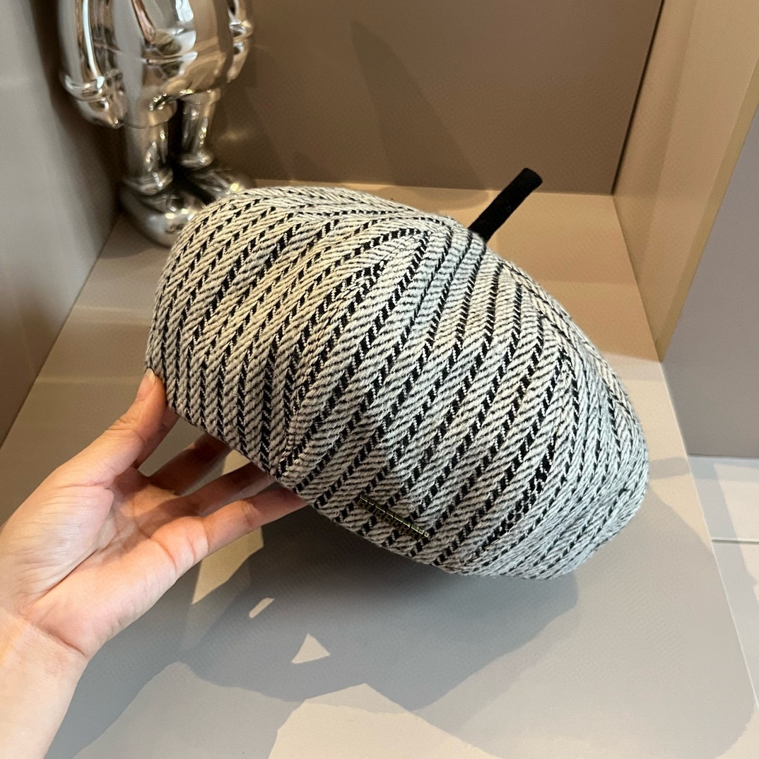 P巴宝莉Burberry复古风八角南瓜帽贝雷帽灯芯绒面料高级百搭头围57cm