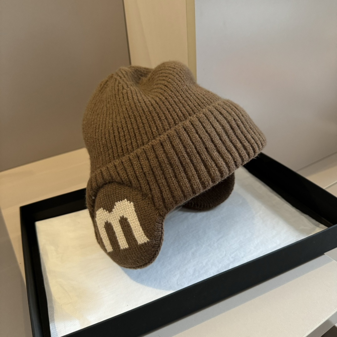 P缪缪miumiu针织毛线帽护耳帽