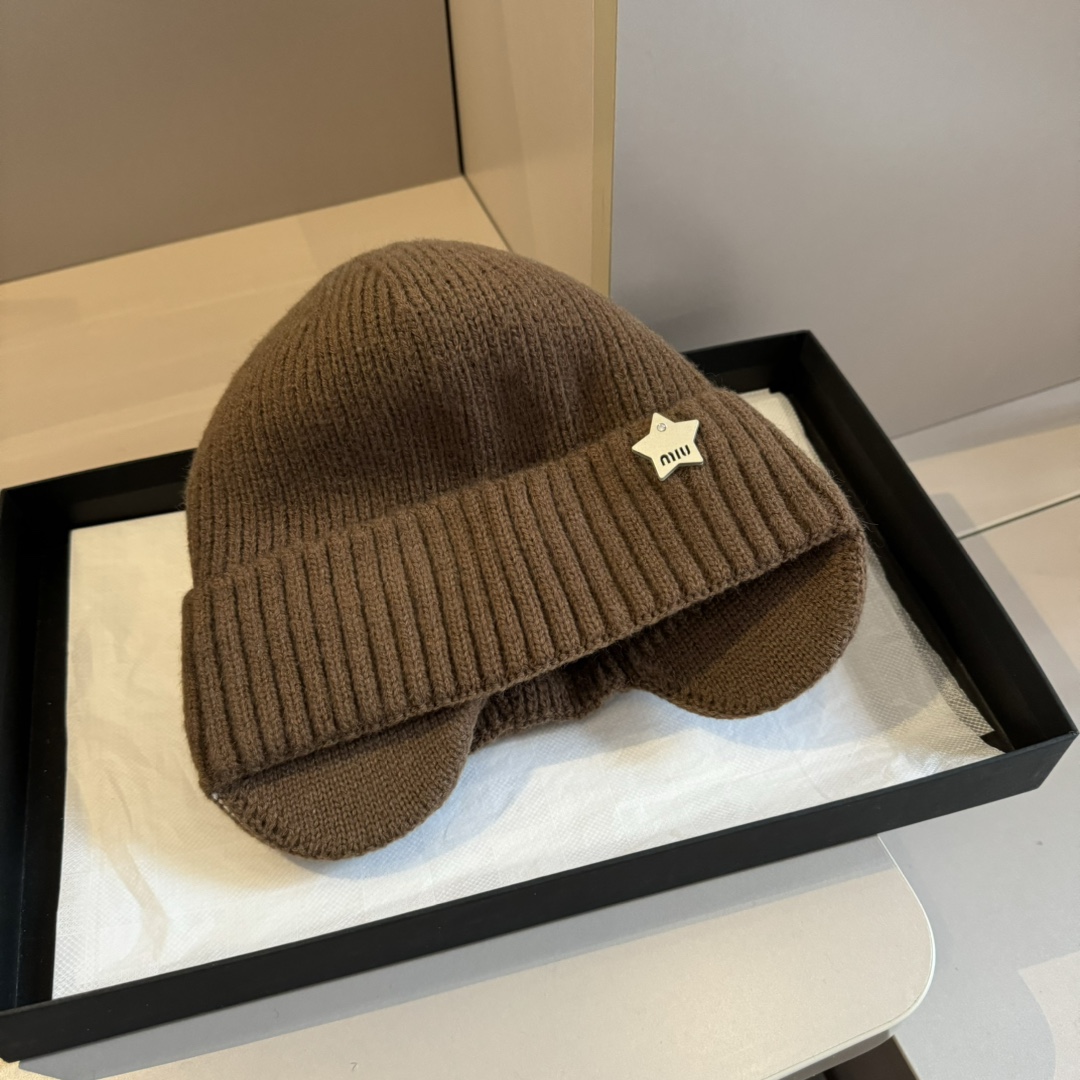 P缪缪miumiu针织毛线帽护耳帽