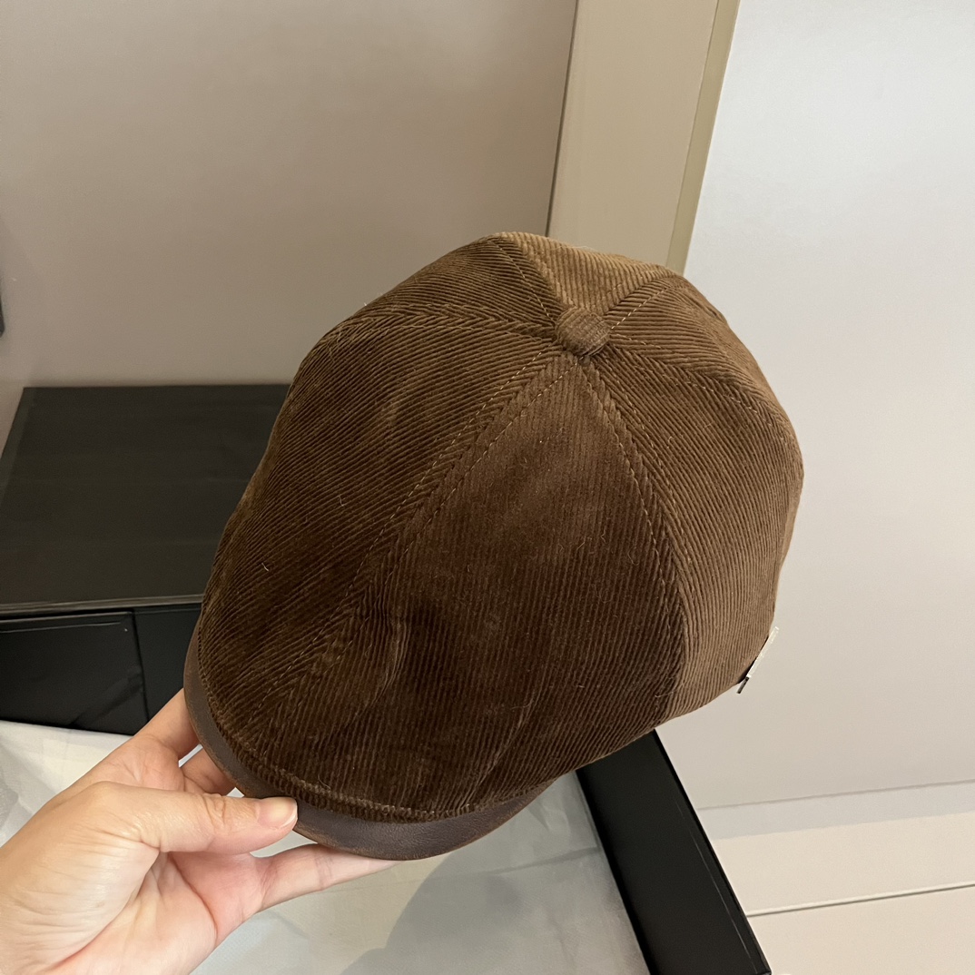 PPrada普拉达新款鸭舌前进帽灯芯绒面料头围57cm