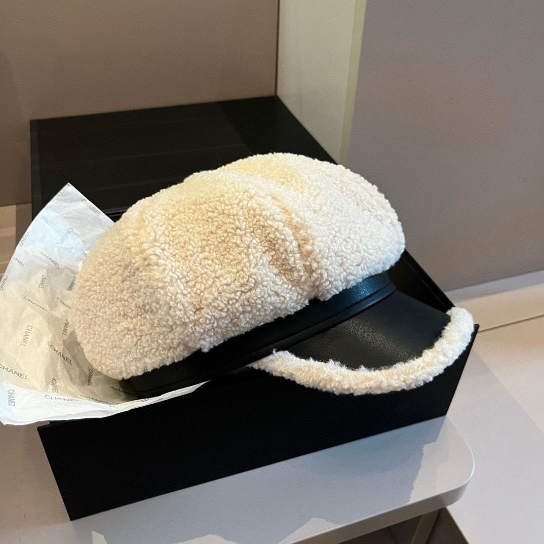 NO:215251,Miumiu autumn and winter new style lamb velvet painter hat, head circumference 57cm hat, fisherman hat baseball hat knit hat, hat, miumiu, espadrilles, hats19860909缪缪miumiu秋冬新款羊羔绒画家帽,头围57cm帽子渔夫帽棒球帽针织帽,帽子,miumiu,espadrilles,hats,hat