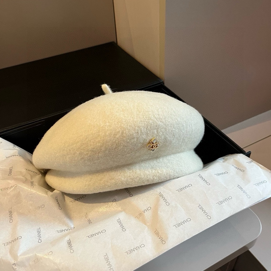 NO:215268,Chanel Chanel wool beret, 100% wool fabric, head circumference 57cm hat, fisherman hat baseball hat knit hat, hat, chanel, chanel, espadrilles, hats19860909Chanel香奈儿羊毛贝雷帽,百分百羊毛面料,头围57cm帽子渔夫帽棒球帽针织帽,帽子,chanel,chanel,espadrilles,hats,hat