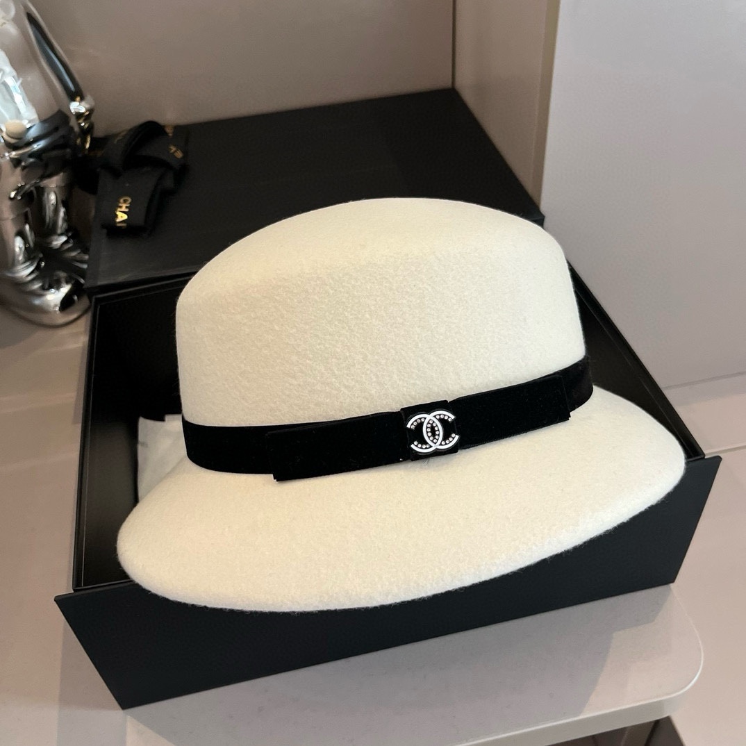 NO:215277,White Chanel Chanel autumn and winter wool new style lantern hat, wool topper, 100% wool fabric head circumference 57cm hat Fisherman hat Baseball hat Knit hat, hat, chanel, chanel, espadrilles, hats19860909白色 Chanel香奈儿秋冬羊毛新款灯笼帽,羊毛礼帽,百分百羊毛面料头围57cm帽子渔夫帽棒球帽针织帽,帽子,chanel,chanel,espadrilles,hats,hat