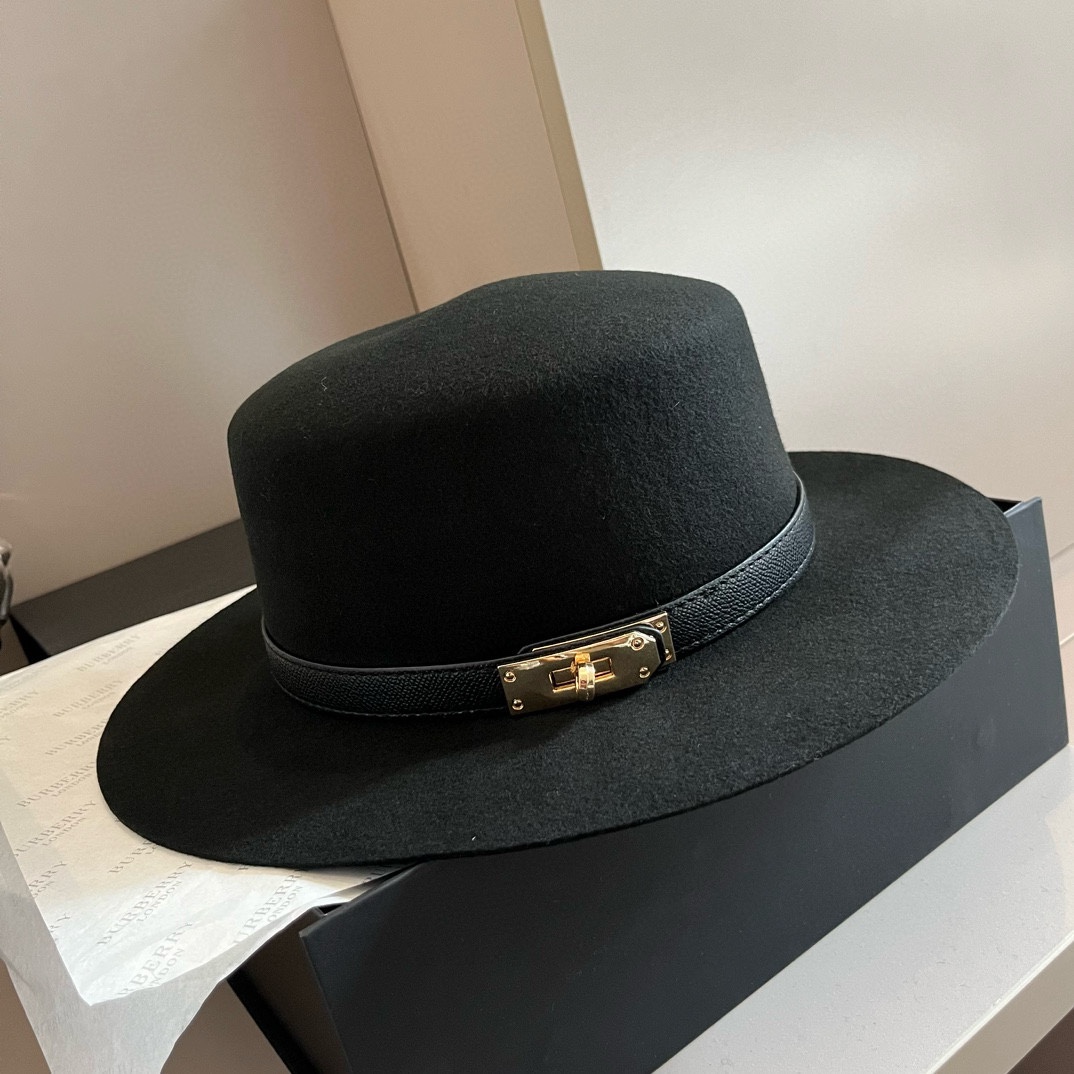NO:215626,HEREMS Hermes autumn and winter new wool flat top hat, 100% sheepwool belt buckle top hat, fashion goddess must have, head circumference 57cm khaki black head circumference 57cm hat fisherman hat baseball hat knit hat, hat, hermes, espadrilles, hats19860909HEREMS爱马仕秋冬新款羊毛平顶帽,百分百羊毛皮带扣礼帽,时尚女神必备,头围57cm 卡其 黑色头围57cm帽子渔夫帽棒球帽针织帽,帽子,hermes,espadrilles,hats,hat
