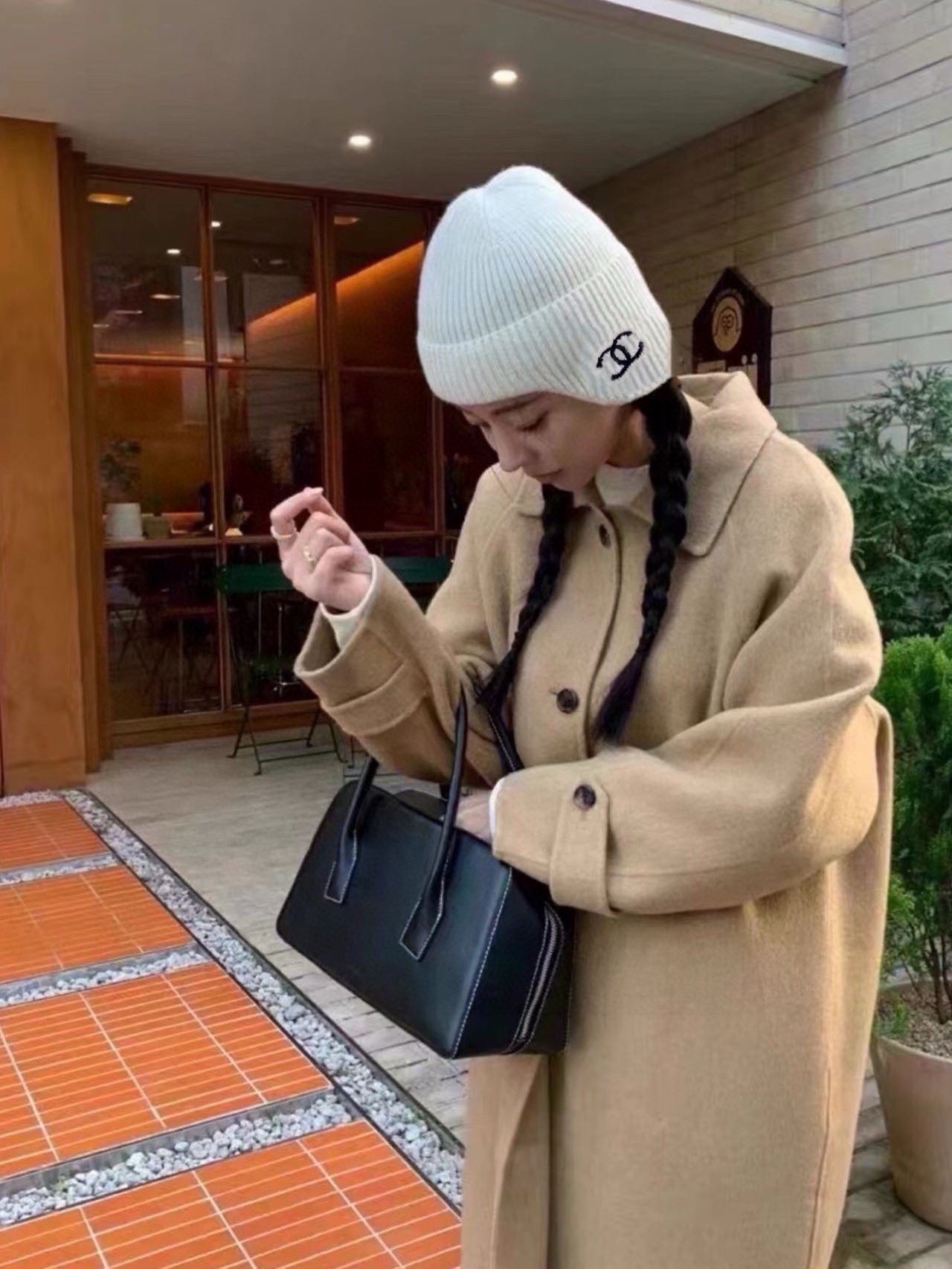NO:215782,Chanel Chanel ear protection hat, knit hat, running 4 color hat fisherman hat baseball hat knit hat, hat, chanel, chanel, espadrilles, hats19860909Chanel香奈儿护耳帽,针织帽,跑量4色帽子渔夫帽棒球帽针织帽,帽子,chanel,chanel,espadrilles,hats,hat
