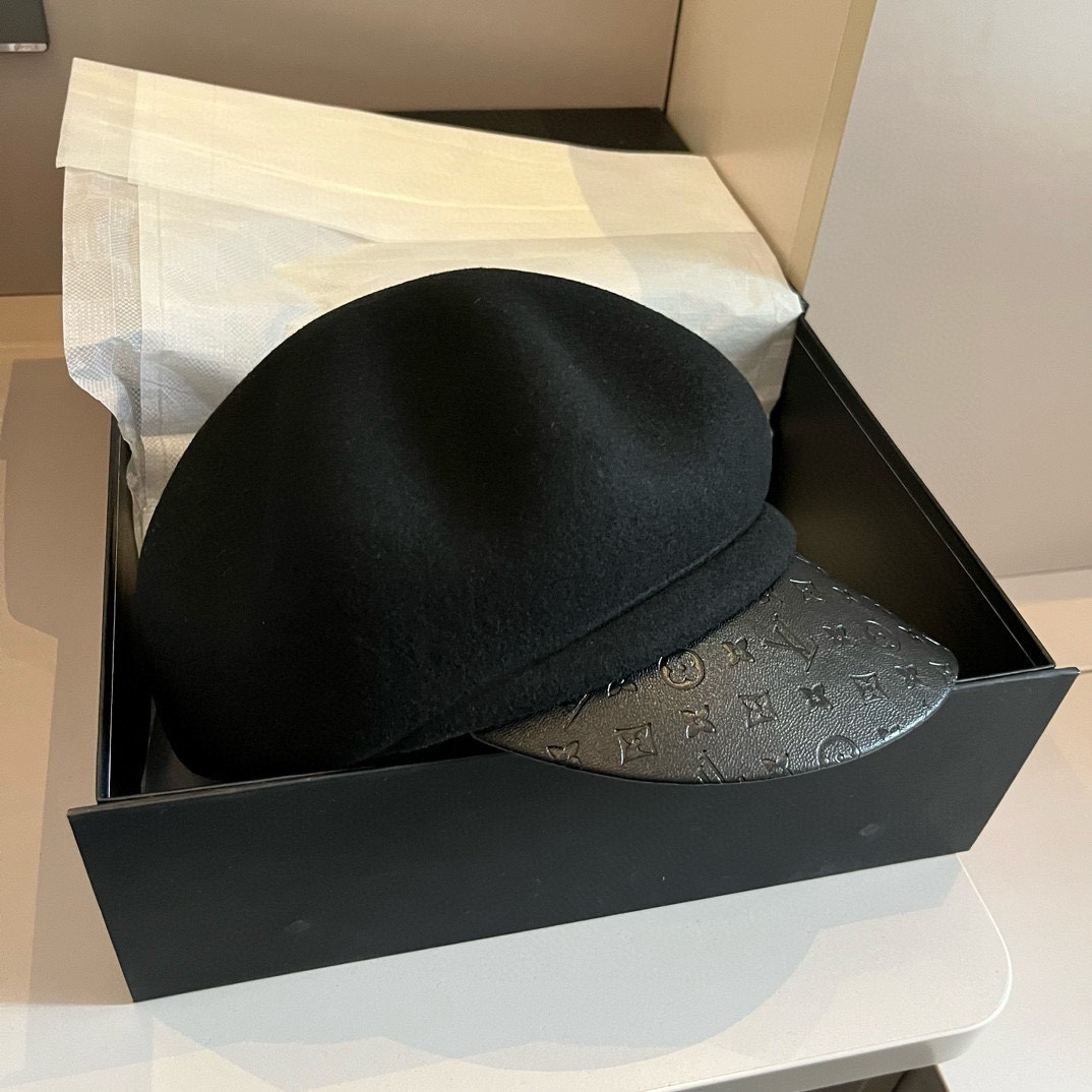 NO:216535,Lv Louis Vuitton autumn and winter new wool octagonal hat, woolen baseball cap, 100% wool fabric, celebrity style, head circumference 57cm hat, fisherman hat, baseball hat, knit hat, hat, louis vuitton, louis vuitton, espadrilles, hats19860909Lv路易威登秋冬新款毛呢八角帽,毛呢鸭舌帽,百分百羊毛面料 名媛風 頭圍57cm帽子渔夫帽棒球帽针织帽,帽子,louis vuitton,louis vuitton,espadrilles,hats,hat