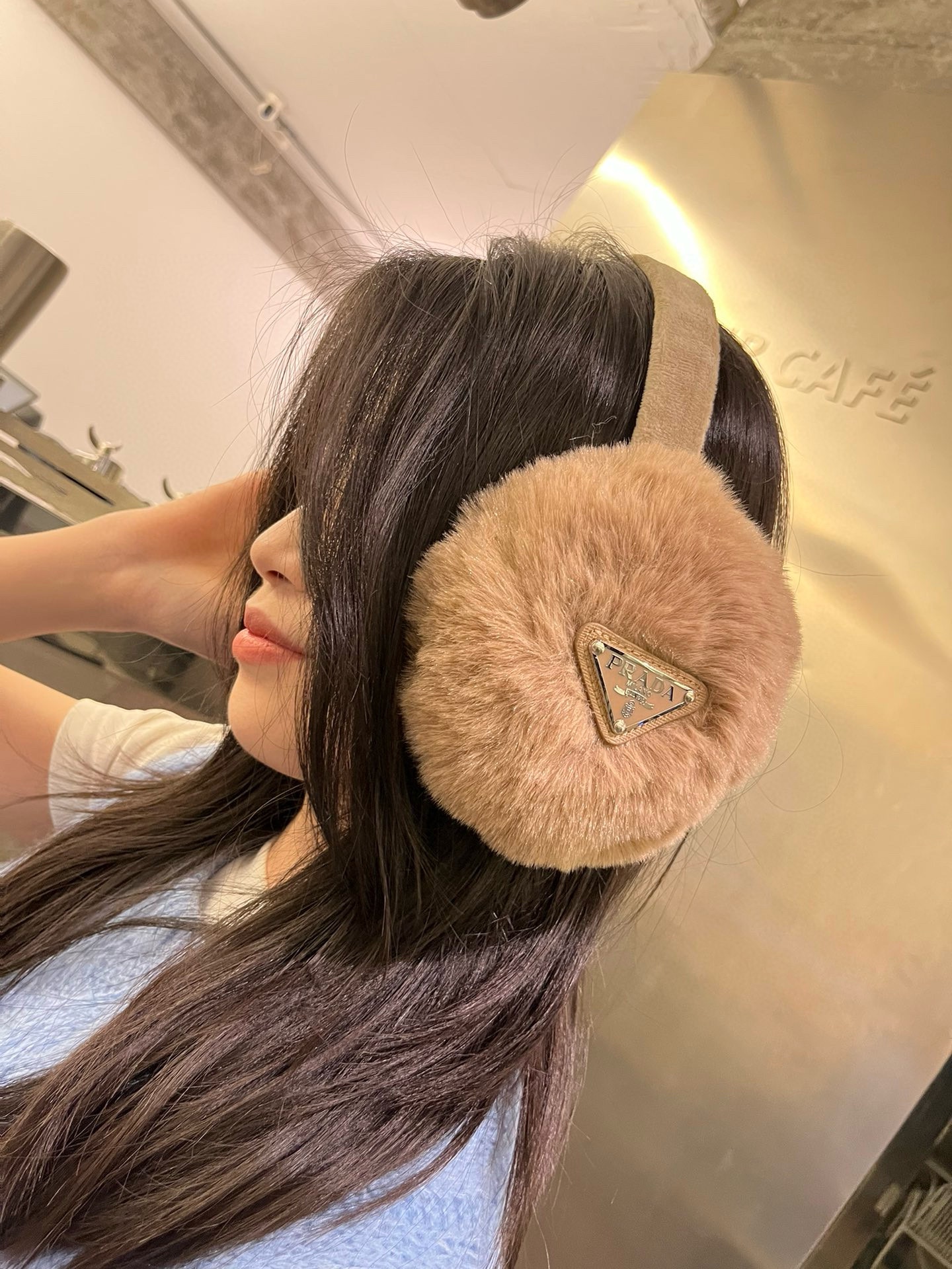 NO:216611,Prada Prada wool ear bag ear cups fisherman hat baseball hat knit hat, hat, prada, prada, espadrilles, hats19860909普拉达Prada普拉达毛毛耳包 耳罩帽子渔夫帽棒球帽针织帽,帽子,prada,prada,espadrilles,hats,hat