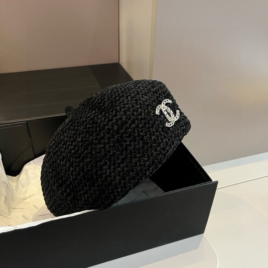 NO:216574,Chanel Chanel new beret, painter hat, knitted hand hook fabric, head circumference 57cm, all-match hat, fisherman hat, baseball hat, knit hat, hat, chanel, chanel, espadrilles, hats19860909Chanel香奈儿新款贝雷帽,画家帽,针织手勾面料,头围57cm 四季百搭帽子渔夫帽棒球帽针织帽,帽子,chanel,chanel,espadrilles,hats,hat
