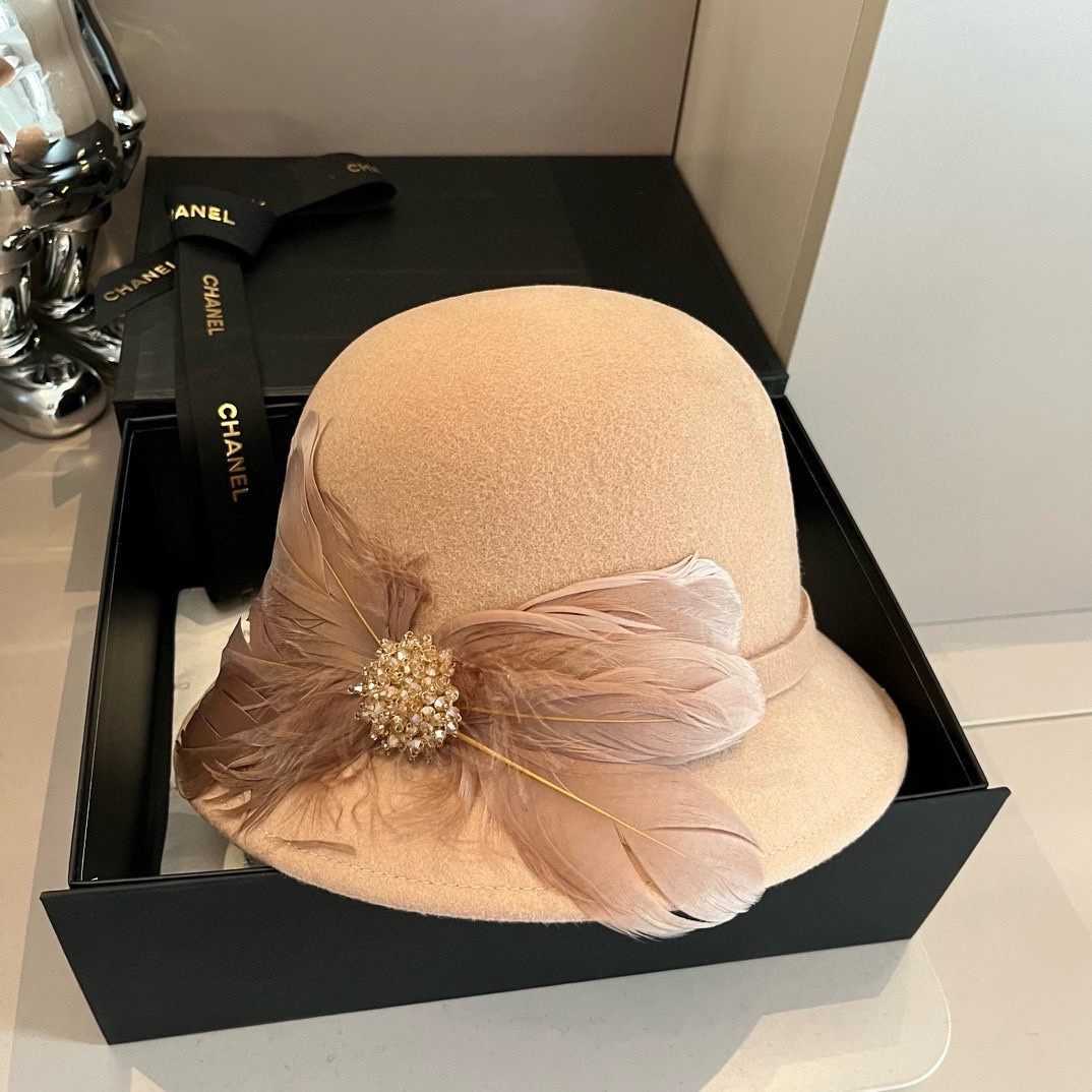 NO:216593,Khaki Miumiu autumn and winter new wool pot hat, 100% wool fabric celebrity style, head circumference 57cm hat, fisherman hat, baseball hat, knit hat, hat, miumiu, espadrilles, hats19860909卡其色 缪缪miumiu秋冬新款羊毛盆帽,百分百羊毛面料名媛风,头围57cm帽子渔夫帽棒球帽针织帽,帽子,miumiu,espadrilles,hats,hat