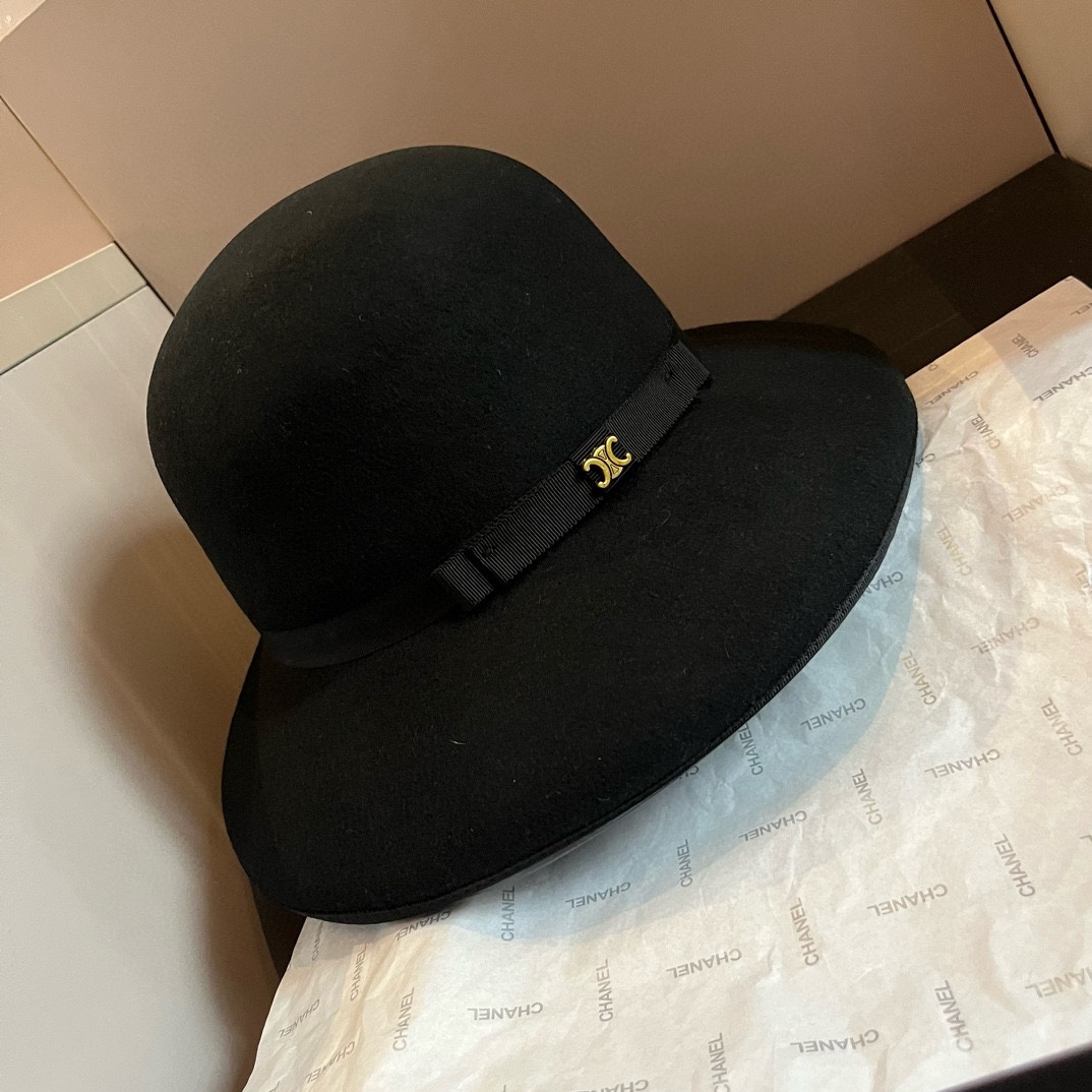 NO:216623,Celine Celine's new wool basin hat, lantern hat, 100% wool fabric, head circumference 57cm hat, fisherman's hat, baseball hat, knit hat, hat, celine, celine, espadrilles, hats19860909Celine赛琳新款羊毛盆帽,灯笼帽,百分百羊毛面料,头围57cm帽子渔夫帽棒球帽针织帽,帽子,celine,celine,espadrilles,hats,hat
