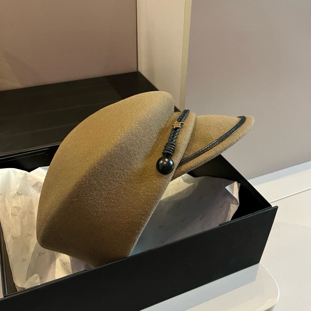 NO:216316,Dior new wool military cap, baseball cap, irregular tailoring design, head circumference 57cm hat, fisherman hat, baseball cap knit hat, hat, dior, dior, espadrilles, hats19860909Dior迪奥秋冬新款羊毛军帽,鸭舌帽,不规则剪裁设计,头围57cm帽子渔夫帽棒球帽针织帽,帽子,dior,dior,espadrilles,hats,hat