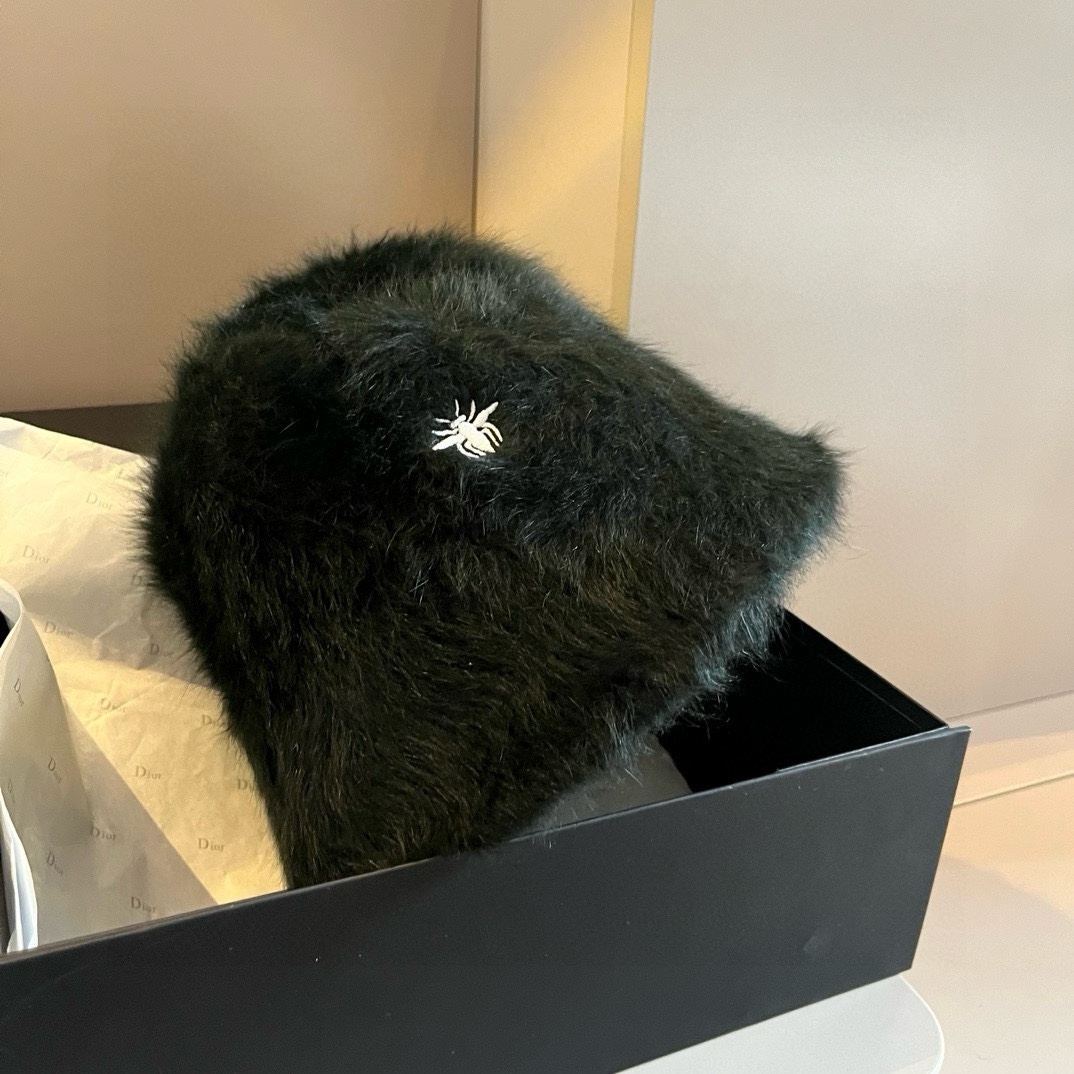 NO:216368,Dior rabbit hair fisherman hat, bee embroidered logo, head circumference 57cm hat, fisherman hat baseball hat knit hat, hat, dior, dior, espadrilles, hats19860909Dior迪奥兔毛渔夫帽,蜜蜂刺绣logo,头围57cm帽子渔夫帽棒球帽针织帽,帽子,dior,dior,espadrilles,hats,hat