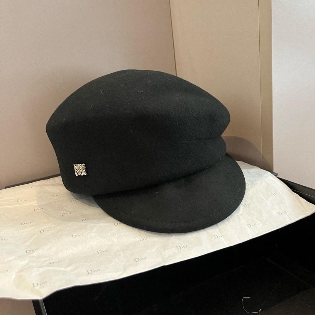 NO:217532,Black Dior autumn and winter new wool duck tongue military cap, 100% wool fabric, head circumference 57cm hat, fisherman hat, baseball hat, knit hat, hat, dior, dior, espadrilles, hats19860909黑色 Dior迪奥秋冬新款羊毛鸭舌军帽,百分百羊毛面料,头围57cm帽子渔夫帽棒球帽针织帽,帽子,dior,dior,espadrilles,hats,hat