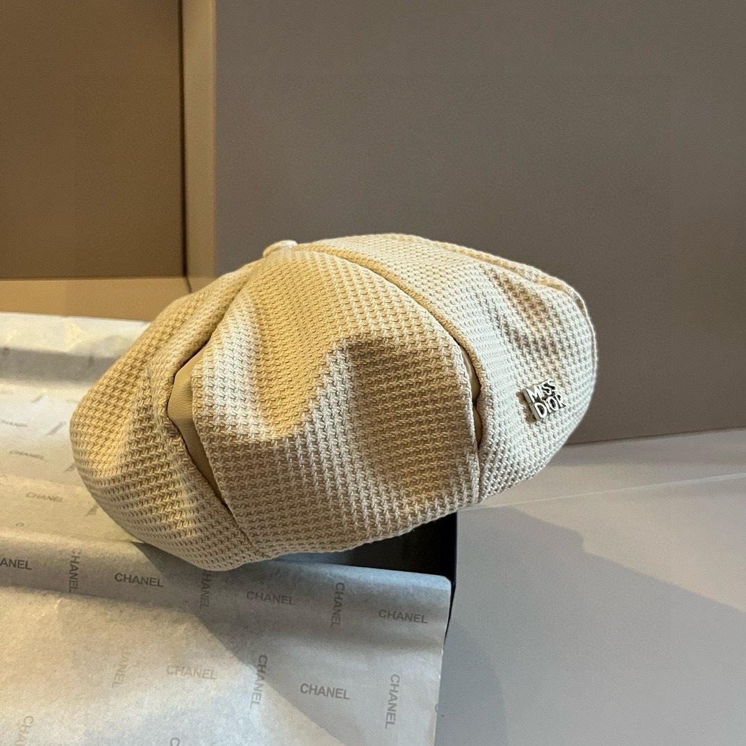 NO:217650,Dior new octagonal hat, pumpkin hat, painter hat, order model, head circumference 57cm hat, fisherman hat, baseball hat, knit hat, hat, dior, dior, espadrilles, hats19860909Dior迪奥新款八角帽,南瓜帽,画家帽,订单款,头围57cm帽子渔夫帽棒球帽针织帽,帽子,dior,dior,espadrilles,hats,hat