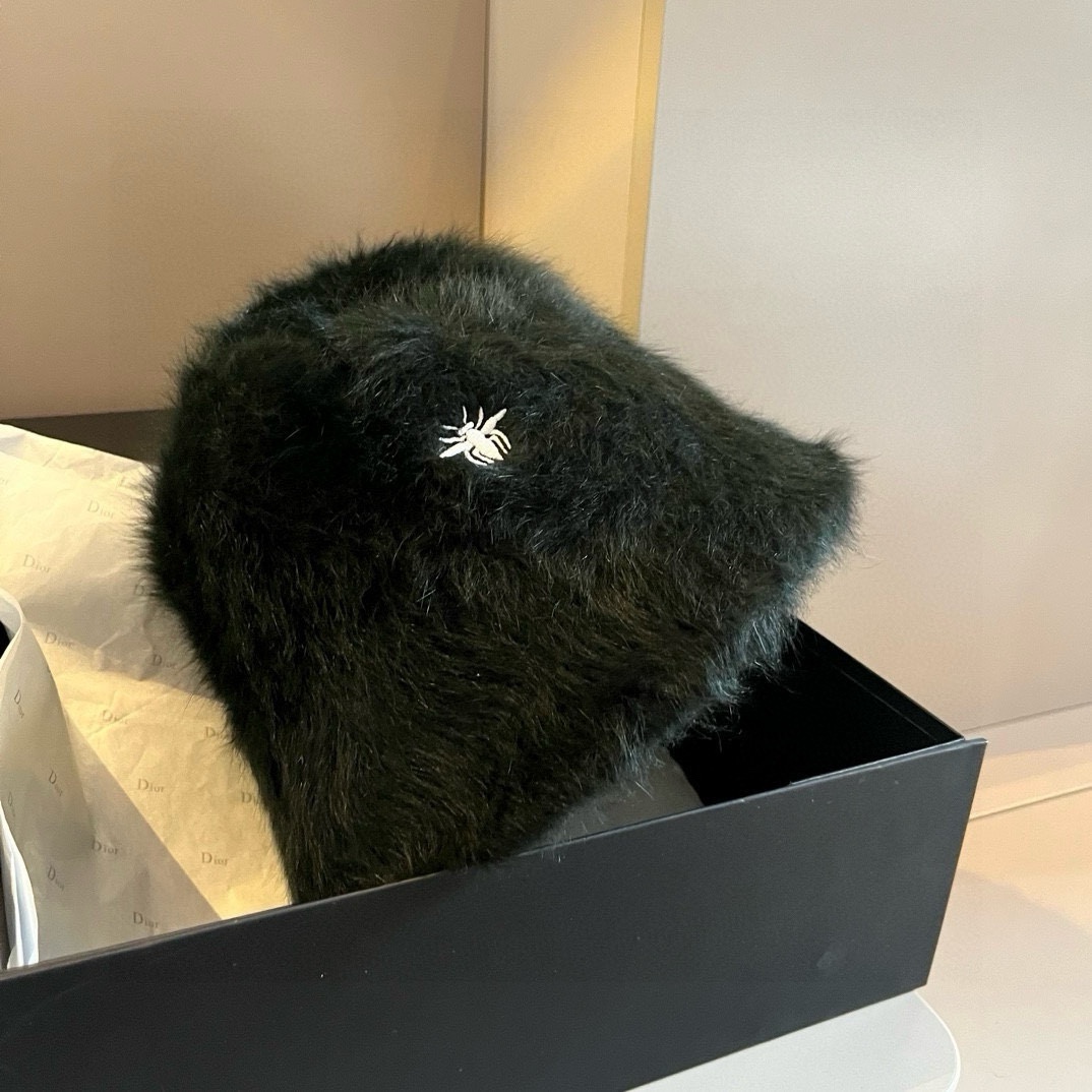 NO:217648,Dior rabbit hair fisherman hat, bee embroidered logo, head circumference 57cm hat, fisherman hat baseball hat knit hat, hat, dior, dior, espadrilles, hats19860909Dior迪奥兔毛渔夫帽,蜜蜂刺绣logo,头围57cm帽子渔夫帽棒球帽针织帽,帽子,dior,dior,espadrilles,hats,hat