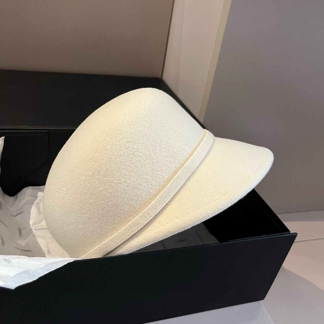 NO:217680,White Celine celine autumn and winter new baseball cap, wool baseball cap, 100% wool fabric, head circumference 57cm hat, fisherman hat, baseball cap knit hat, hat, celine, celine, espadrilles, hats19860909白色 Celine赛琳秋冬新款鸭舌军帽,羊毛鸭舌帽,百分百羊毛面料,头围57cm帽子渔夫帽棒球帽针织帽,帽子,celine,celine,espadrilles,hats,hat