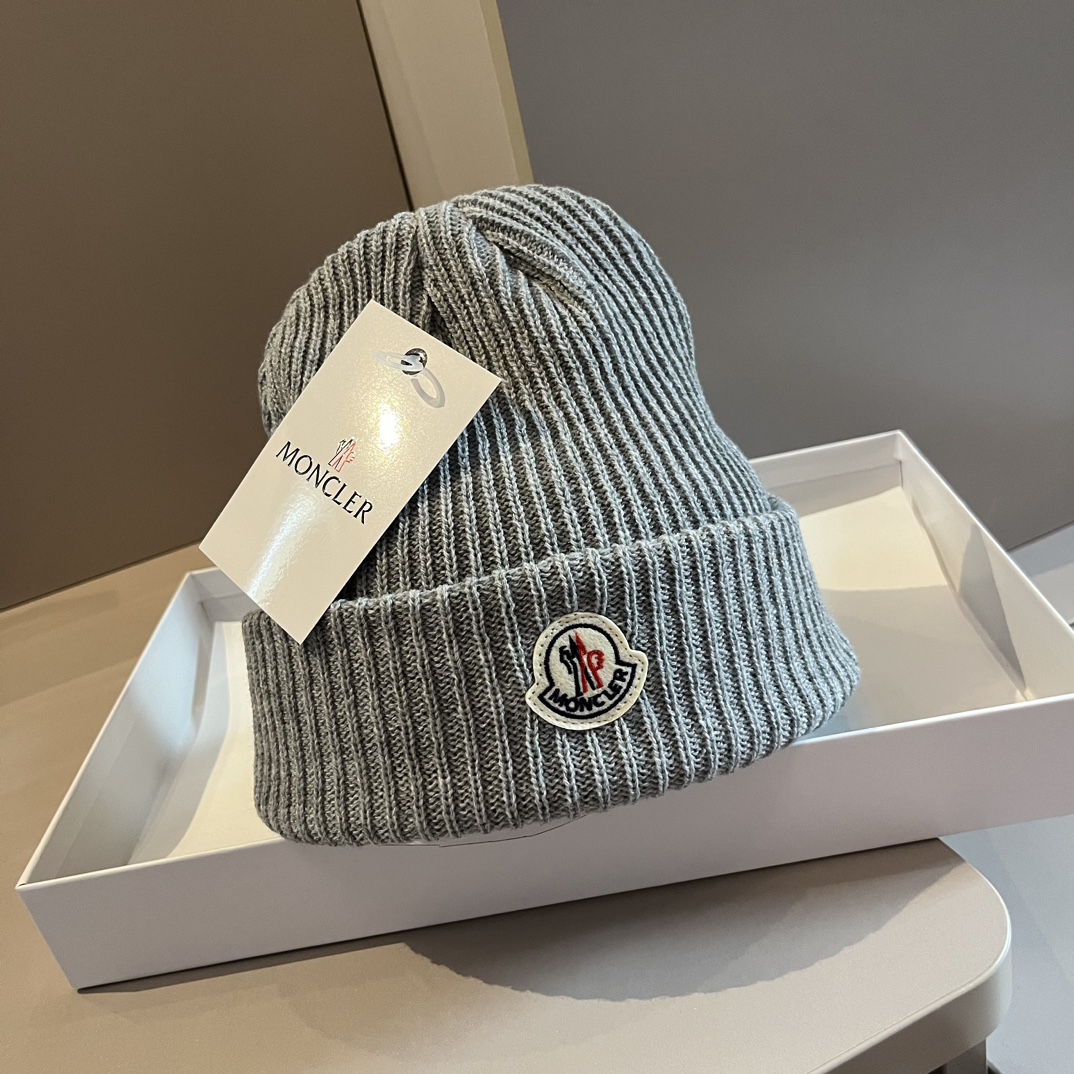NO:218409,Banded wool hat, classic versatile hat, fisherman hat, baseball hat, knit hat, hat, Moncler, espadrilles, hats19860909蒙口毛线帽,经典百搭款帽子渔夫帽棒球帽针织帽,帽子,Moncler,espadrilles,hats,hat