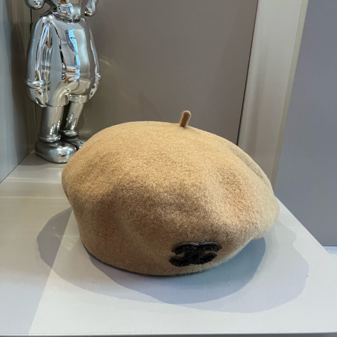 NO:219489,Chanel Chanel wool beret, irregular design, head circumference 57cm 100% wool hat Fisherman hat Baseball hat Knit hat, hat, chanel, chanel, espadrilles, hats19860909Chanel香奈儿羊毛贝雷帽,不规则设计,头围57cm百分百羊毛帽子渔夫帽棒球帽针织帽,帽子,chanel,chanel,espadrilles,hats,hat