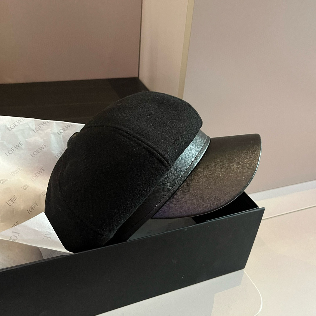 NO:220082,Hermes HERMES woolen new style duck tongue painter hat, head circumference 57cm hat, fisherman hat baseball hat knit hat, hat, hermes, hermes, espadrilles, hats19860909爱马仕HERMES毛呢新款鸭舌画家帽,头围57cm帽子渔夫帽棒球帽针织帽,帽子,hermes,hermes,espadrilles,hats,hat