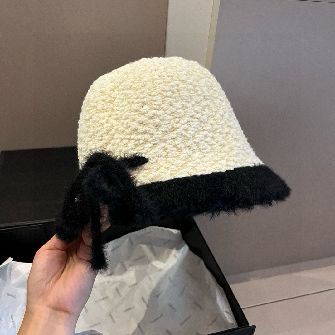 NO:220117,Chanel Chanel lamb wool fisherman hat, hand grab basin hat, head circumference 57cm hat Fisherman hat Baseball hat Knit hat, hat, chanel, chanel, espadrilles, hats19860909Chanel香奈儿羊羔毛渔夫帽,手抓盆帽,头围57cm帽子渔夫帽棒球帽针织帽,帽子,chanel,chanel,espadrilles,hats,hat