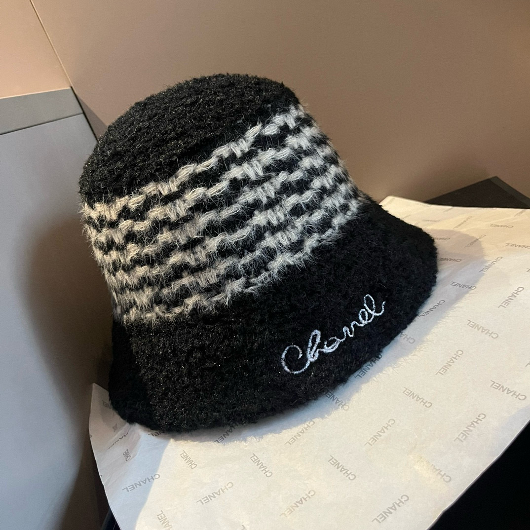 NO:220123,Chanel Chanel lamb wool fisherman hat, head circumference 57cm hat Fisherman hat Baseball hat Knitted hat, hat, chanel, chanel, espadrilles, hats19860909Chanel香奈儿羊羔毛渔夫帽,头围57cm 帽子渔夫帽棒球帽针织帽,帽子,chanel,chanel,espadrilles,hats,hat