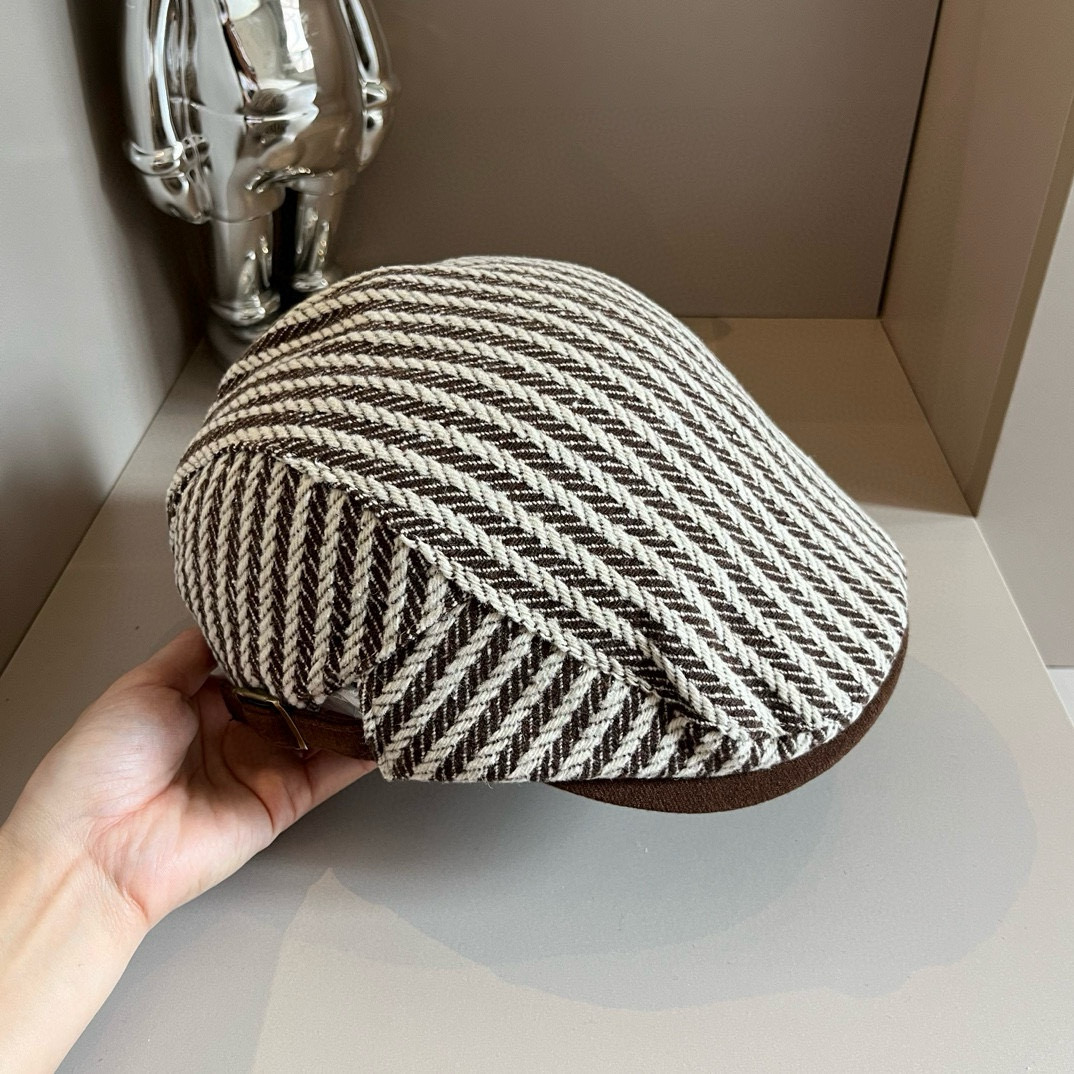 NO:220144,Burberry Burberry retro style forward baseball cap, corduroy fabric, high-end versatile, head circumference 57cm hat, fisherman hat, baseball hat, knit hat, hat, burberry, burberry, espadrilles, hats19860909巴宝莉Burberry复古风前进鸭舌帽,灯芯绒面料,高级百搭,头围57cm帽子渔夫帽棒球帽针织帽,帽子,burberry,burberry,espadrilles,hats,hat