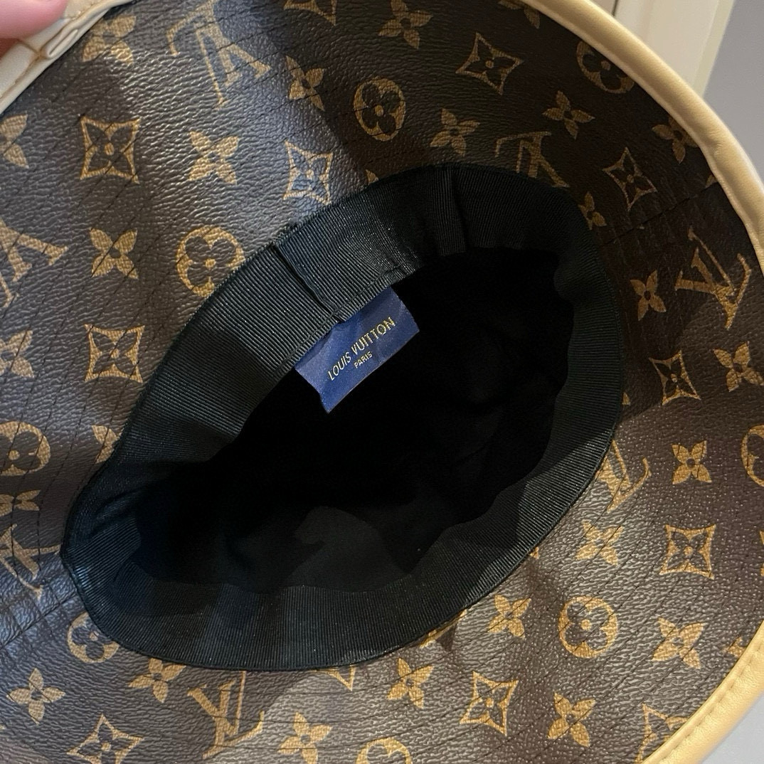 💰60¥

LV路易威登春夏款渔夫帽、头围57cm 男女通用