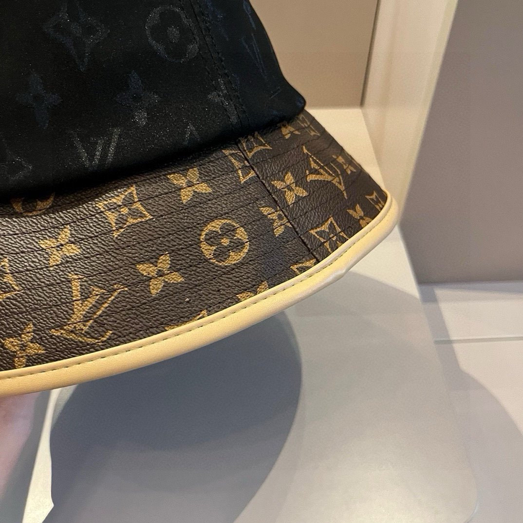💰60¥

LV路易威登春夏款渔夫帽、头围57cm 男女通用