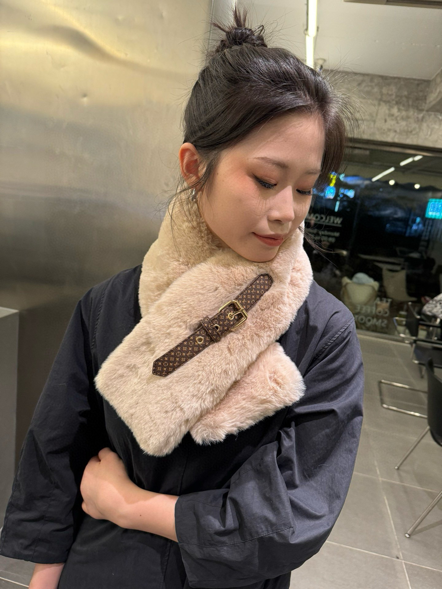 NO:220565,LV Louis Vuitton new fur collar scarf hat fisherman hat baseball hat knit hat, hat, louis vuitton, louis vuitton, espadrilles, hats19860909LV路易威登新款毛毛领 围脖帽子渔夫帽棒球帽针织帽,帽子,louis vuitton,louis vuitton,espadrilles,hats,hat