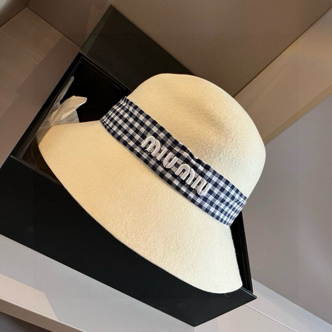 NO:220587,Miumiu Miu autumn and winter new wool pot hat, 100% wool fabric, head circumference 57cm hat, fisherman hat baseball hat knit hat, hat, miumiu, espadrilles, hats19860909miumiu缪缪秋冬新款羊毛盆帽,百分百羊毛面料、头围57cm帽子渔夫帽棒球帽针织帽,帽子,miumiu,espadrilles,hats,hat