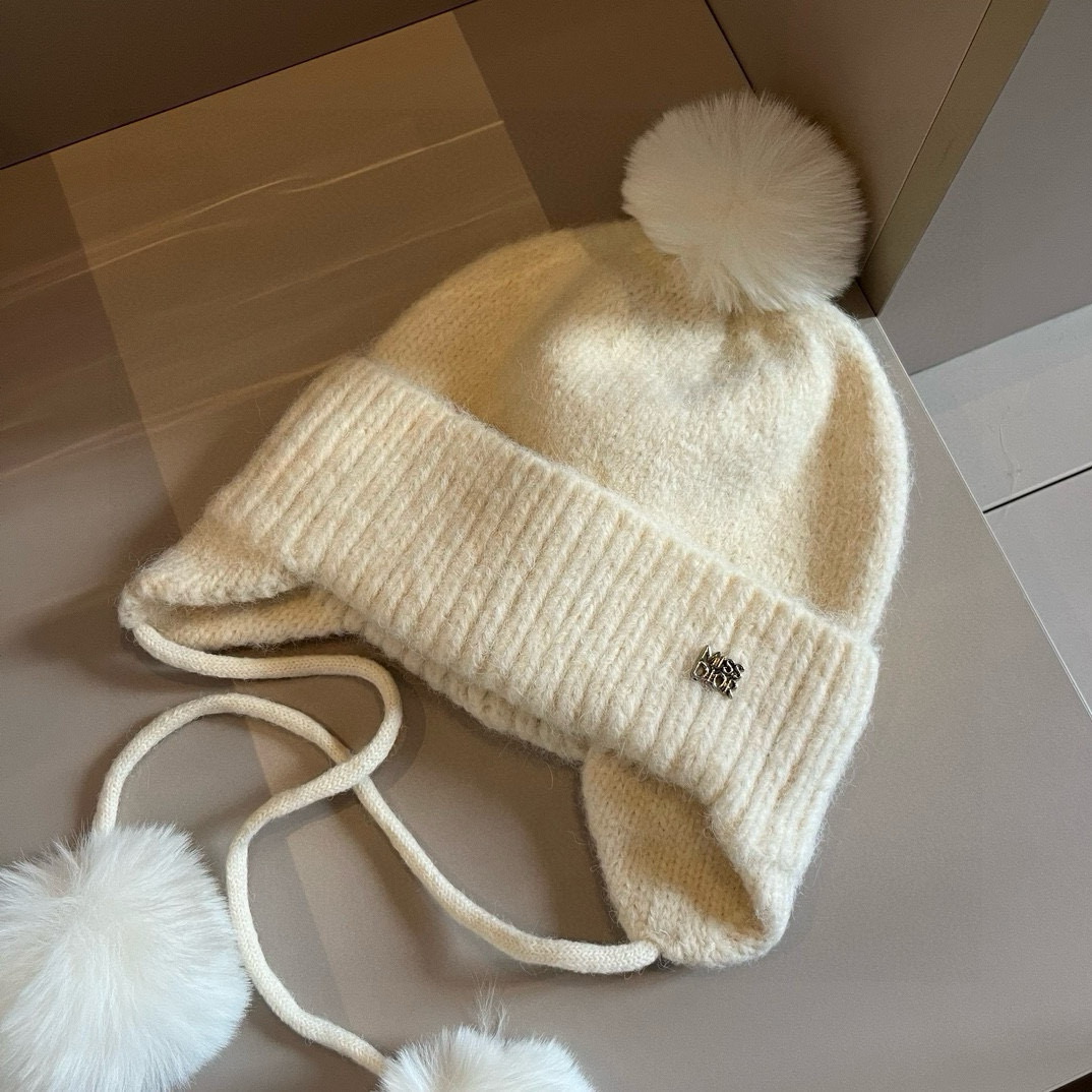NO:220427,Dior new ear protection hat, wool hat, black and white two-color hat fisherman hat baseball hat knit hat, hat, dior, dior, espadrilles, hats19860909Dior迪奥新款护耳帽,羊毛帽,黑 白两色帽子渔夫帽棒球帽针织帽,帽子,dior,dior,espadrilles,hats,hat