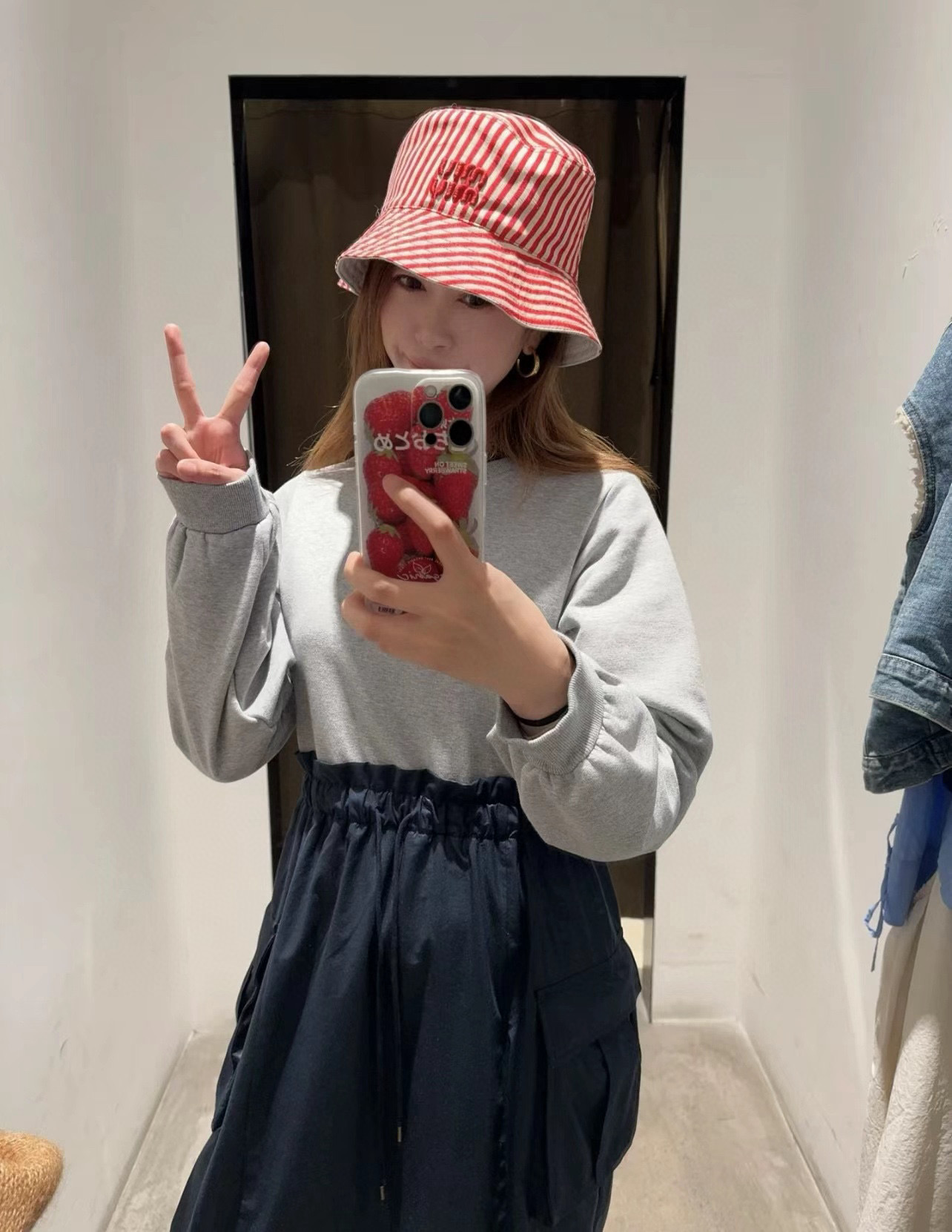 NO:220429,Miumiu new fisherman hat, both men and women can, head circumference is about 57cm, fisherman hat baseball hat knit hat, hat, miumiu, espadrilles, hats19860909缪缪miumiu新款渔夫帽,男女均可 头围57cm左右帽子渔夫帽棒球帽针织帽,帽子,miumiu,espadrilles,hats,hat