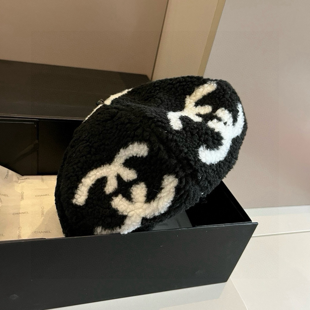 NO:220499,Chanel Chanel lamb fur beret, head circumference 57cm hat fisherman hat baseball hat knit hat, hat, chanel, chanel, espadrilles, hats19860909Chanel香奈儿羊羔毛贝雷帽,头围57cm帽子渔夫帽棒球帽针织帽,帽子,chanel,chanel,espadrilles,hats,hat