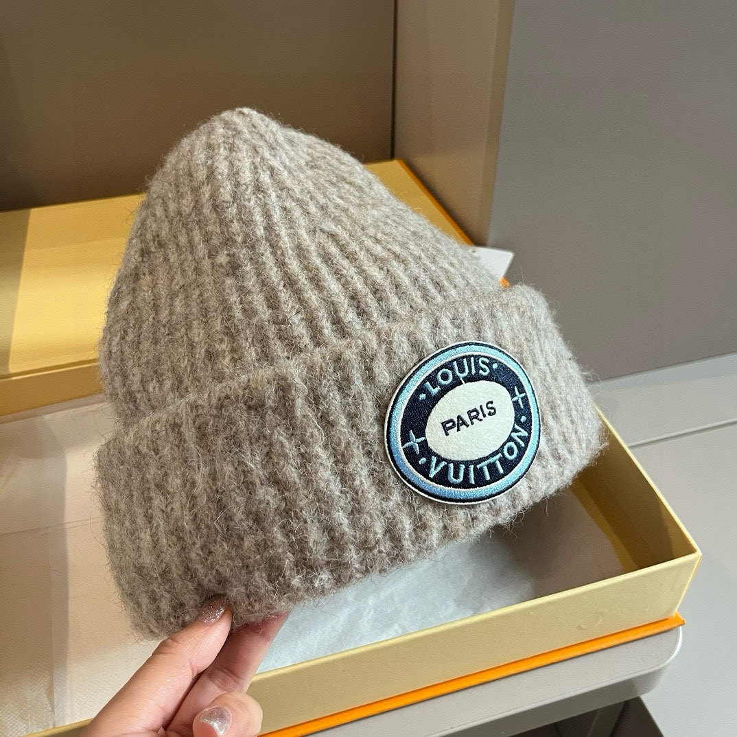 NO:220663,LV new knitted wool hat, hat fisherman hat baseball hat knit hat, hat, louis vuitton, espadrilles, hats19860909LV新款针织毛线帽,帽子渔夫帽棒球帽针织帽,帽子,louis vuitton,espadrilles,hats,hat