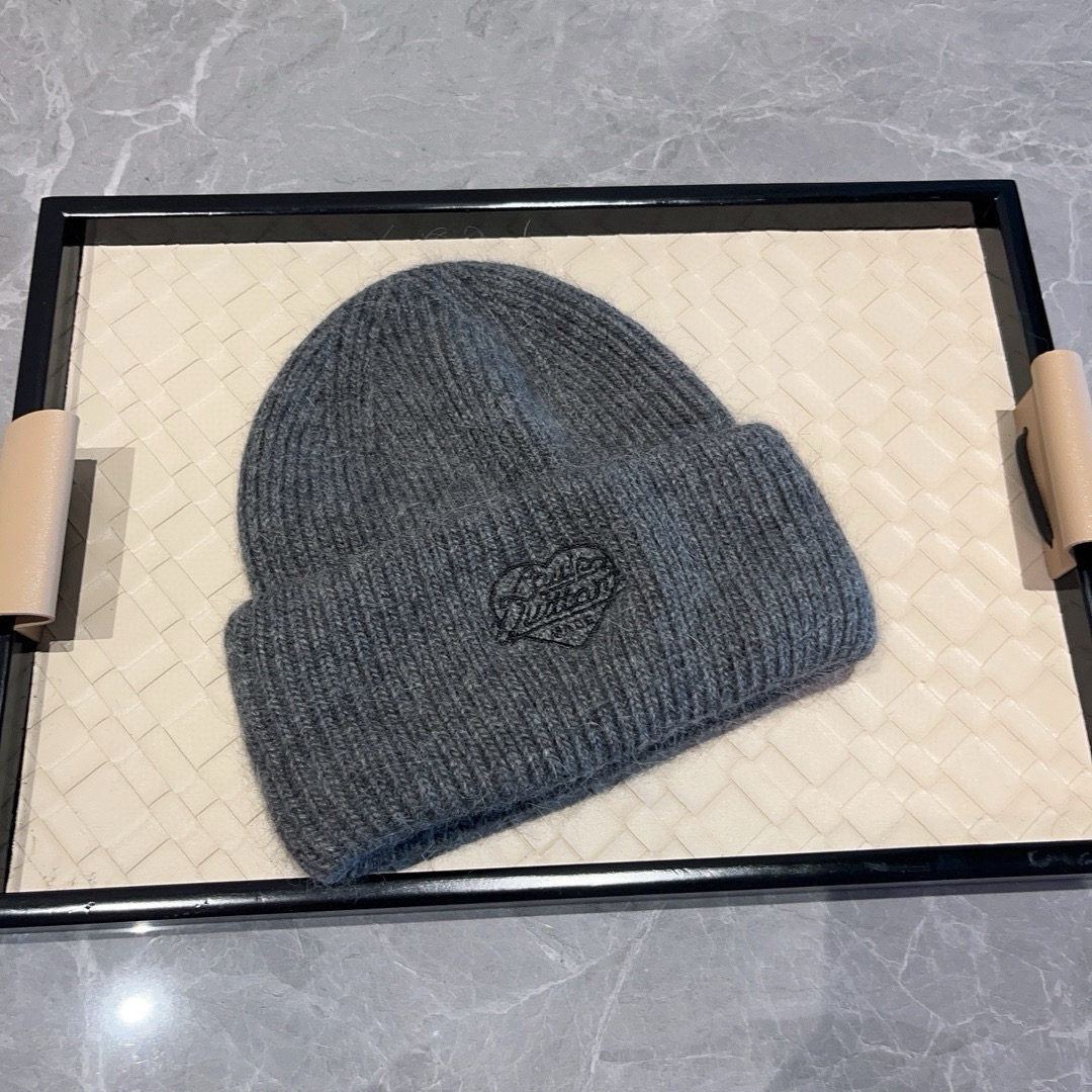NO:220668,LV Louis Vuitton autumn and winter new knitted wool hat, warm wool hat, 50 wool 50 rabbit hair, running multi-color hat, fisherman hat baseball hat, knit hat, hat, louis vuitton, louis vuitton, espadrilles, hats19860909LV路易威登 秋冬新款针织羊毛帽,保暖毛线帽,50羊毛50兔毛,跑量多色帽子渔夫帽棒球帽针织帽,帽子,louis vuitton,louis vuitton,espadrilles,hats,hat
