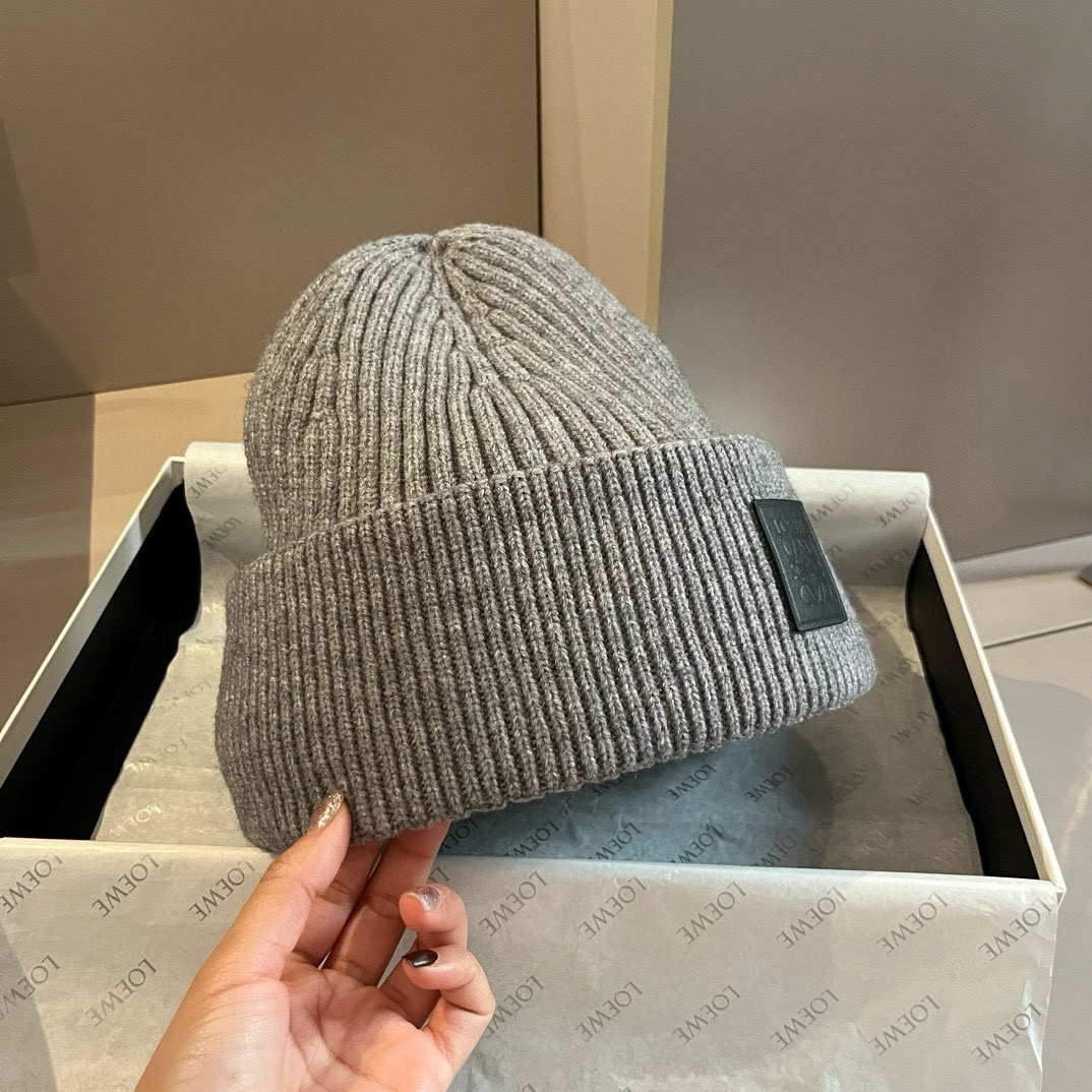 NO:220680,Loewe new knitted wool hat, fisherman hat, baseball hat, knit hat, loewe, loewe, espadrilles, hats19860909Loewe罗意威新款针织毛线帽帽子渔夫帽棒球帽针织帽,帽子,loewe,loewe,espadrilles,hats,hat