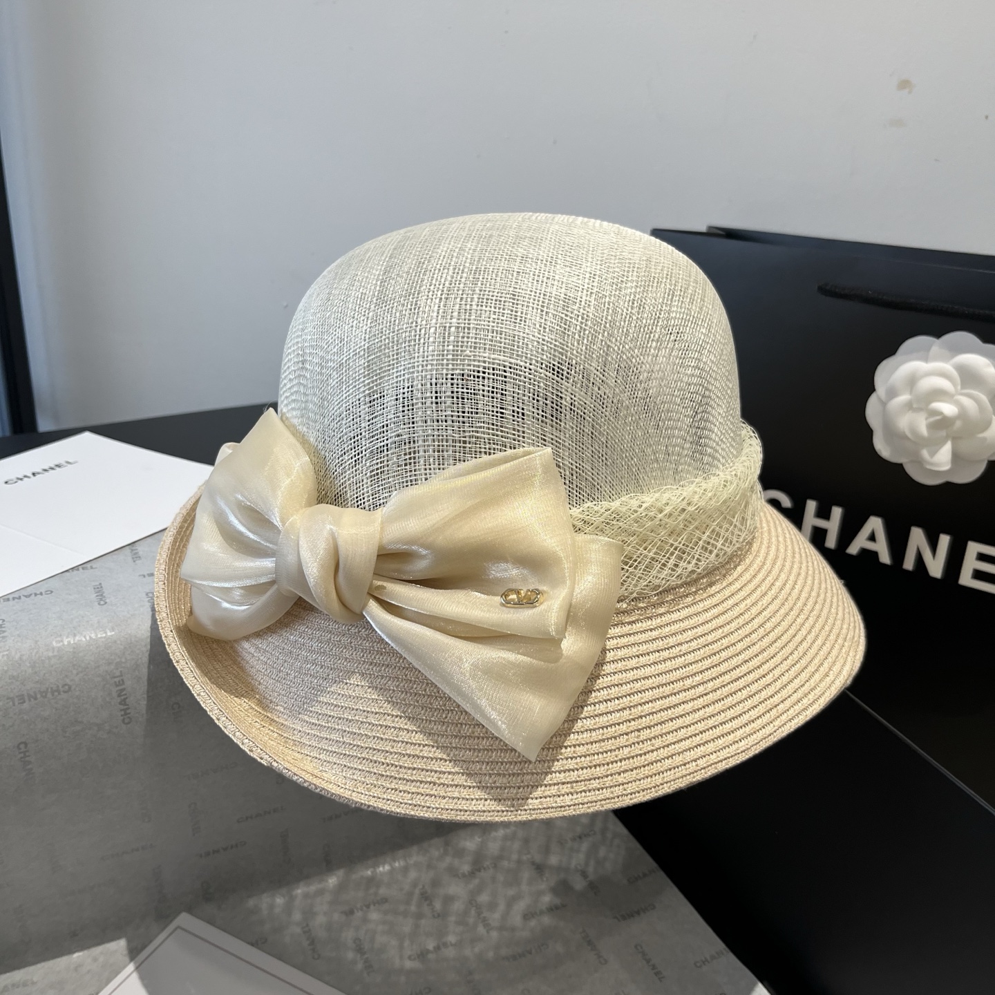 It’s 231. Valentino Velntino, roller hat, 57 cm - 图片 1
