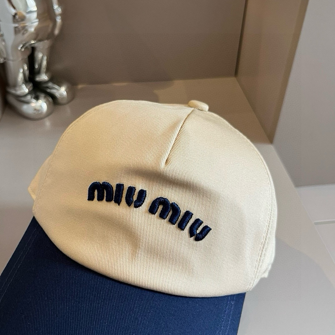 NO:221452,Miumiu official baseball cap, canvas cap, head circumference 57cm hat, fisherman hat, baseball cap knit hat, hat, miumiu, espadrilles, hats19860909缪缪miumiu官方棒球帽、帆布帽,头围57cm帽子渔夫帽棒球帽针织帽,帽子,miumiu,espadrilles,hats,hat
