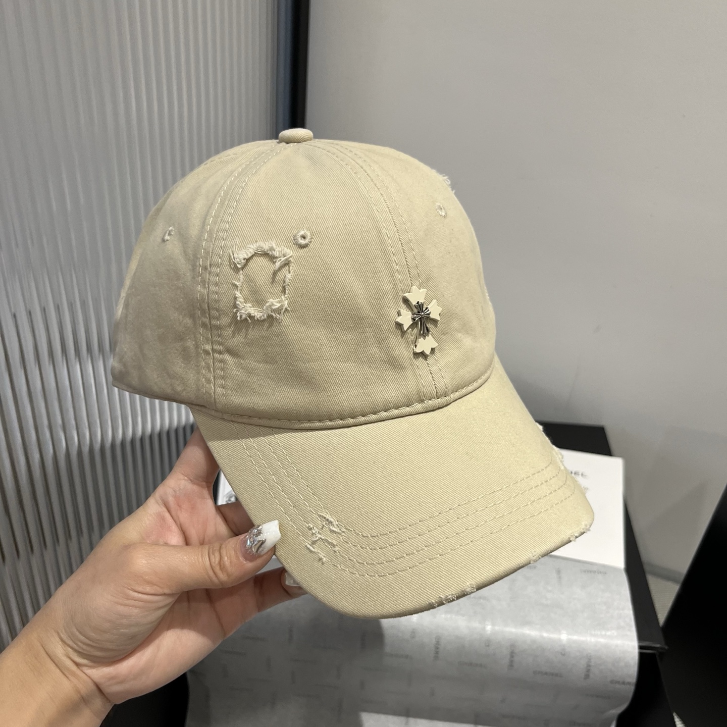 NO:221450,Prada Prada 2025 new baseball cap, universal men and women, head circumference 57cm hat, fisherman hat baseball hat knit hat, hat, prada, prada, espadrilles, hats19860909普拉达Prada2025新款鸭舌帽,男女通用、头围57cm帽子渔夫帽棒球帽针织帽,帽子,prada,prada,espadrilles,hats,hat