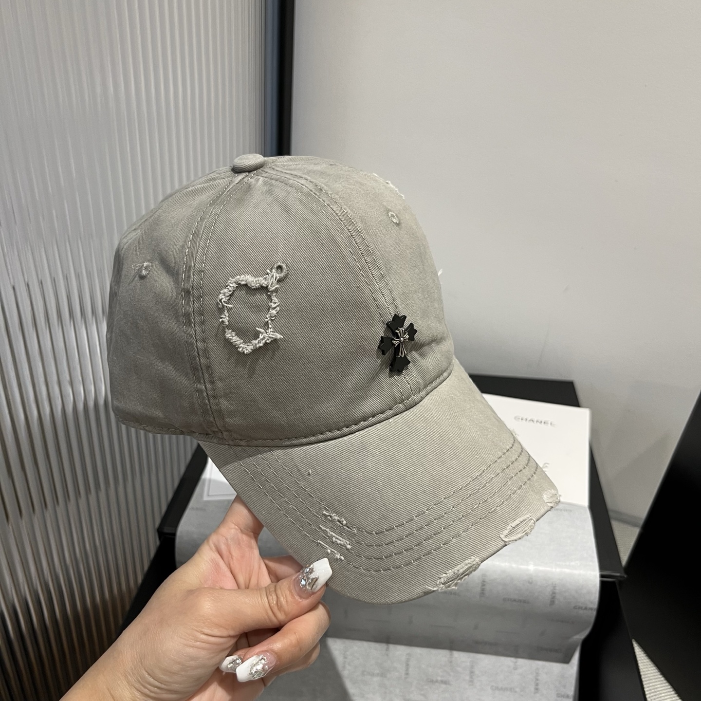 NO:221455,Croxin 2025 new baseball cap, universal for men and women, head circumference 57cm hat, fisherman hat baseball hat knit hat, hat, chrome hearts, espadrilles, hats19860909克罗心2025新款鸭舌帽,男女通用、头围57cm帽子渔夫帽棒球帽针织帽,帽子,chrome hearts,espadrilles,hats,hat