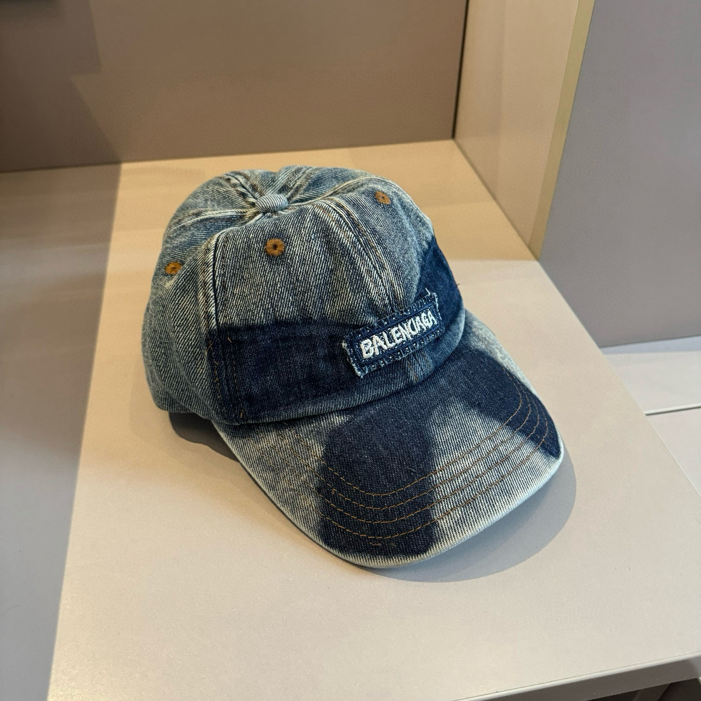 NO:221460,Balenciaga cowboy baseball cap hat fisherman hat baseball cap knit hat, hat, balenciaga, espadrilles, hats19860909巴黎世家牛仔鸭舌帽帽子渔夫帽棒球帽针织帽,帽子,balenciaga,espadrilles,hats,hat