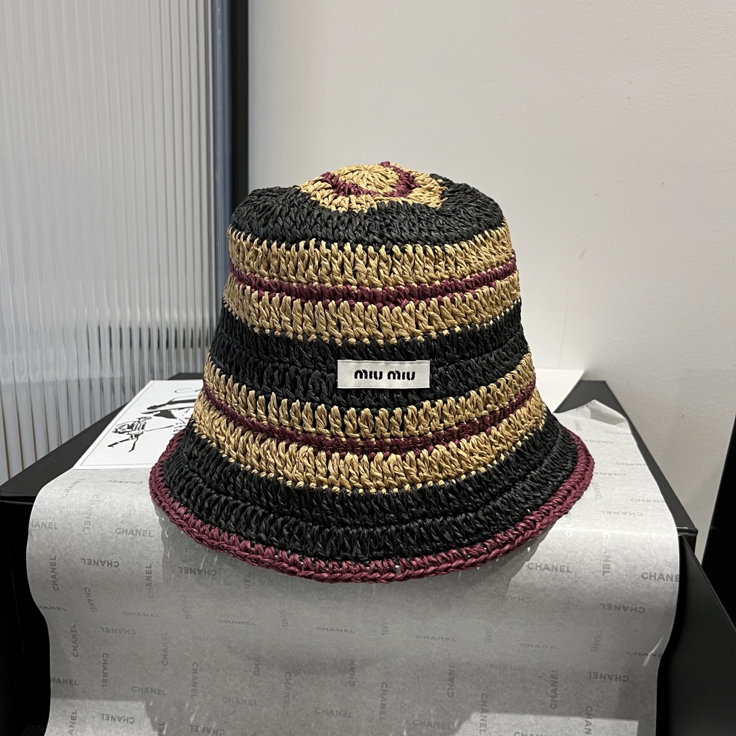 NO:221427,Miumiu Papyrus crochet straw pot hat, color-blocking stripes, foldable, sun protection and versatile head circumference 55~58cm, khaki, blue hat, fisherman hat, baseball hat, knit hat, hat, miumiu, espadrilles, hats19860909miumiu纸草钩针草盆帽 拼色条纹 可折叠 防晒遮阳百搭  头围55～58cm 卡其色 蓝色帽子渔夫帽棒球帽针织帽,帽子,miumiu,espadrilles,hats,hat